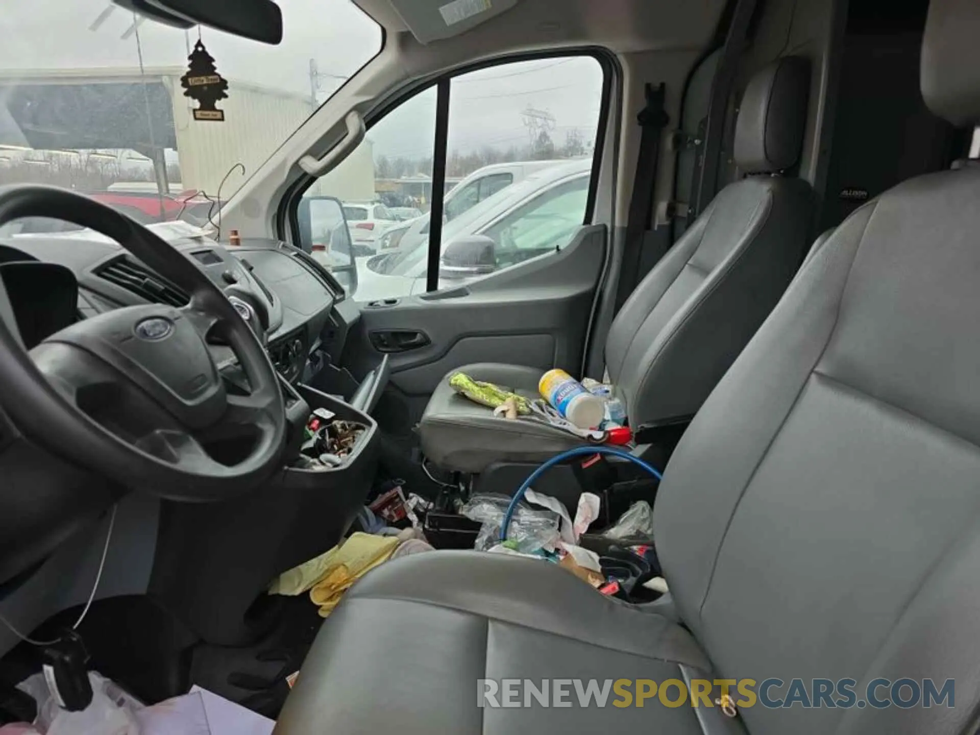 11 Photograph of a damaged car 1FTYE1ZM5KKA19893 FORD TRANSIT 2019