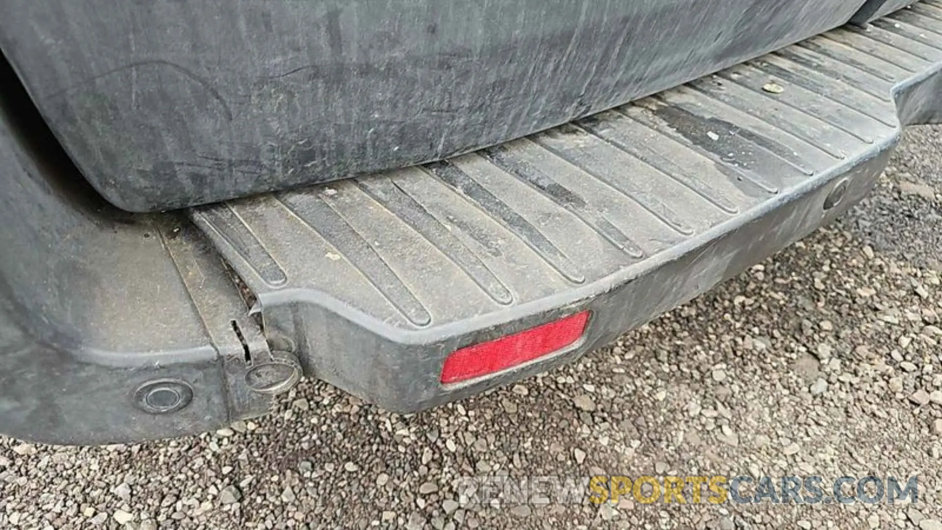 29 Photograph of a damaged car 1FTYE1ZM5KKA19893 FORD TRANSIT 2019