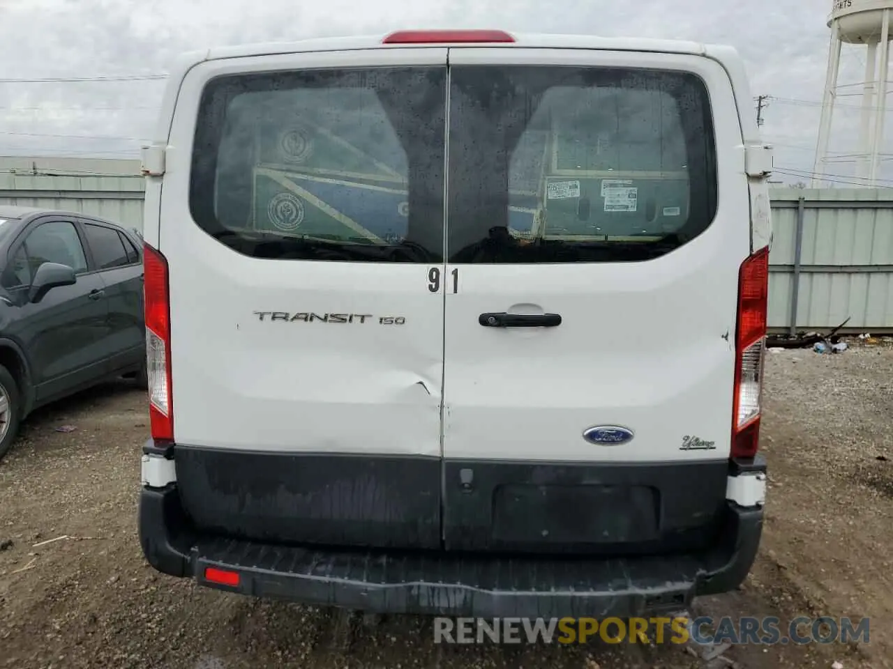 6 Photograph of a damaged car 1FTYE1ZM6KKB37919 FORD TRANSIT 2019