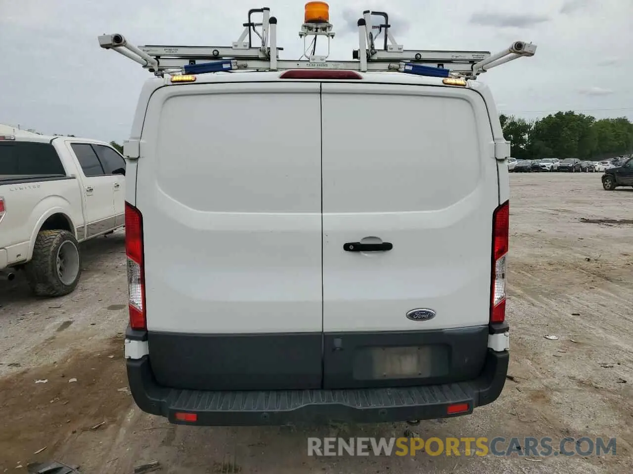 6 Photograph of a damaged car 1FTYE1ZM8KKA54637 FORD TRANSIT 2019