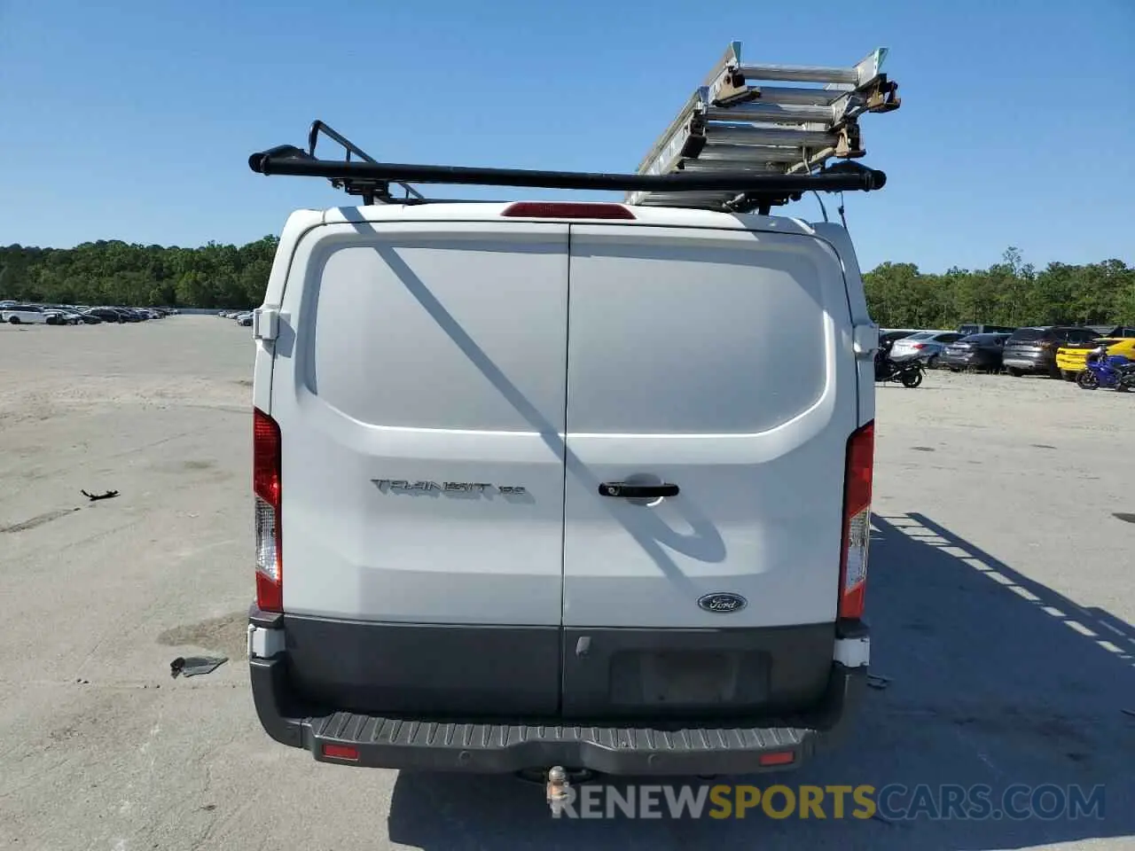 6 Photograph of a damaged car 1FTYE1ZM9KKB79355 FORD TRANSIT 2019