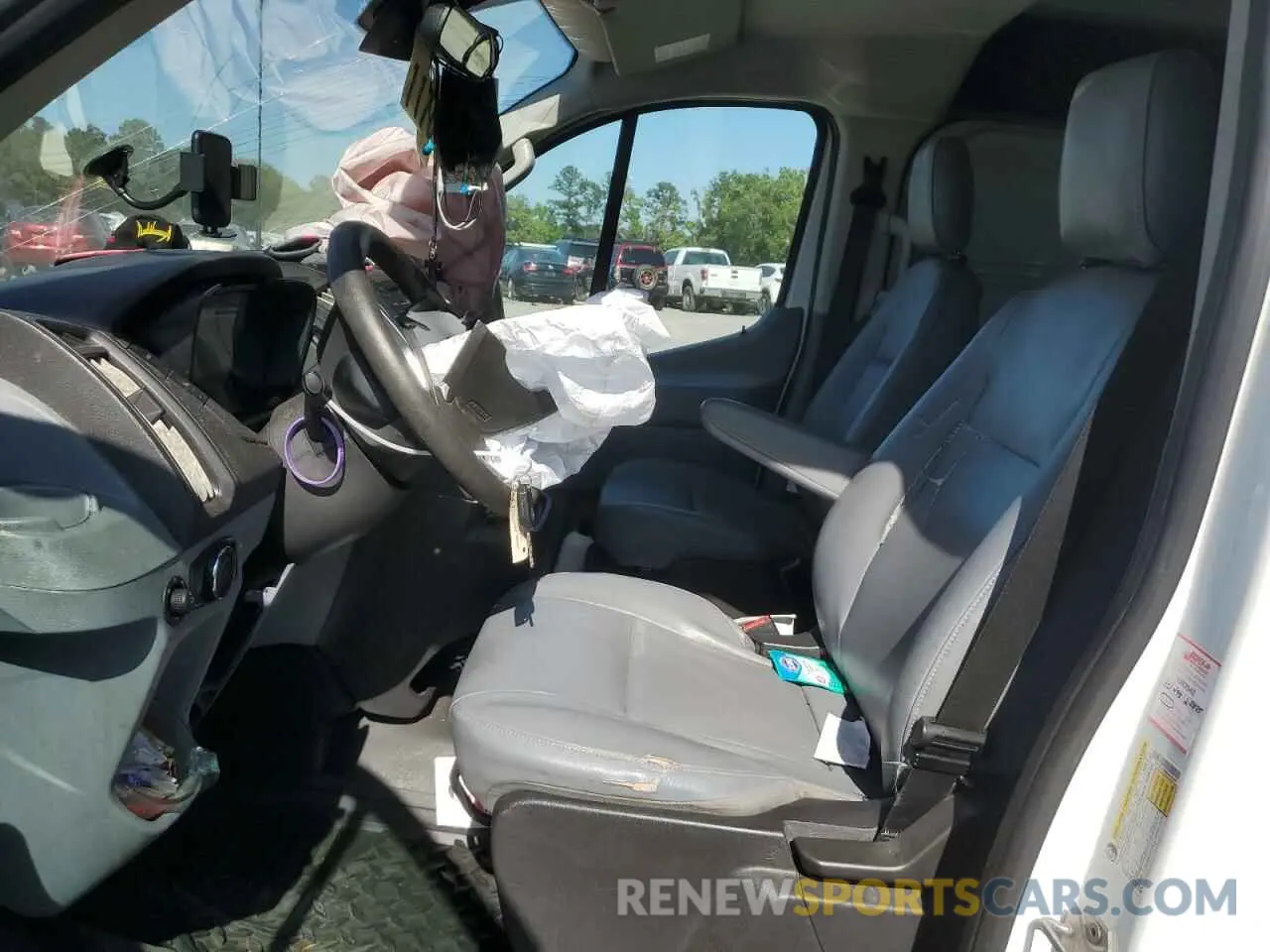 7 Photograph of a damaged car 1FTYE1ZM9KKB79355 FORD TRANSIT 2019