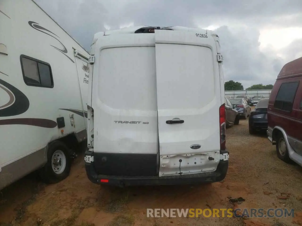 6 Photograph of a damaged car 1FTYE2CM7KKB35451 FORD TRANSIT 2019
