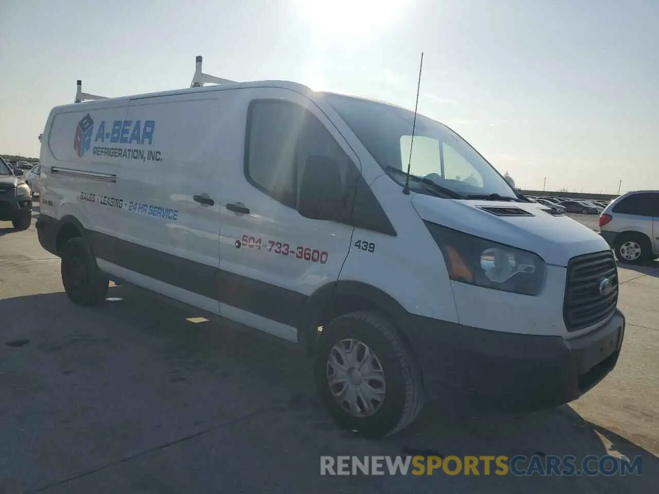 4 Photograph of a damaged car 1FTYE2YM1KKB15026 FORD TRANSIT 2019