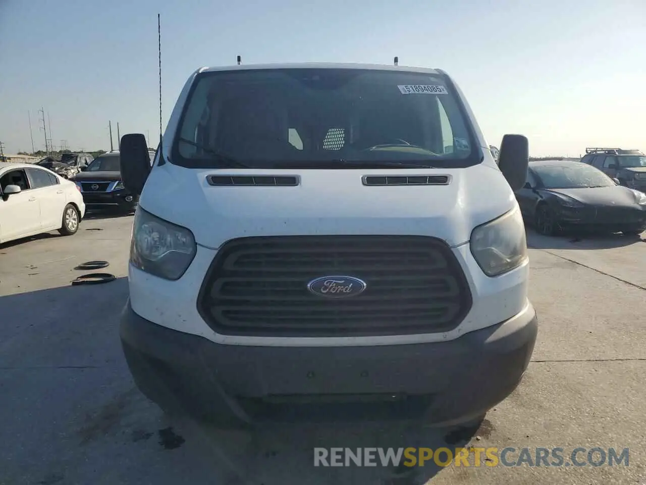 5 Photograph of a damaged car 1FTYE2YM1KKB15026 FORD TRANSIT 2019