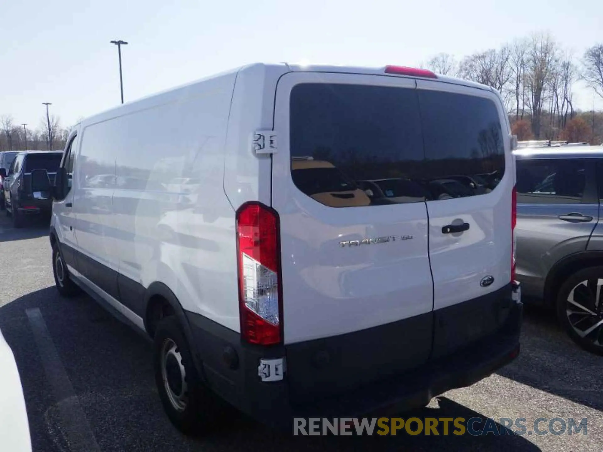 1 Photograph of a damaged car 1FTYE2YMXKKB40202 FORD TRANSIT 2019