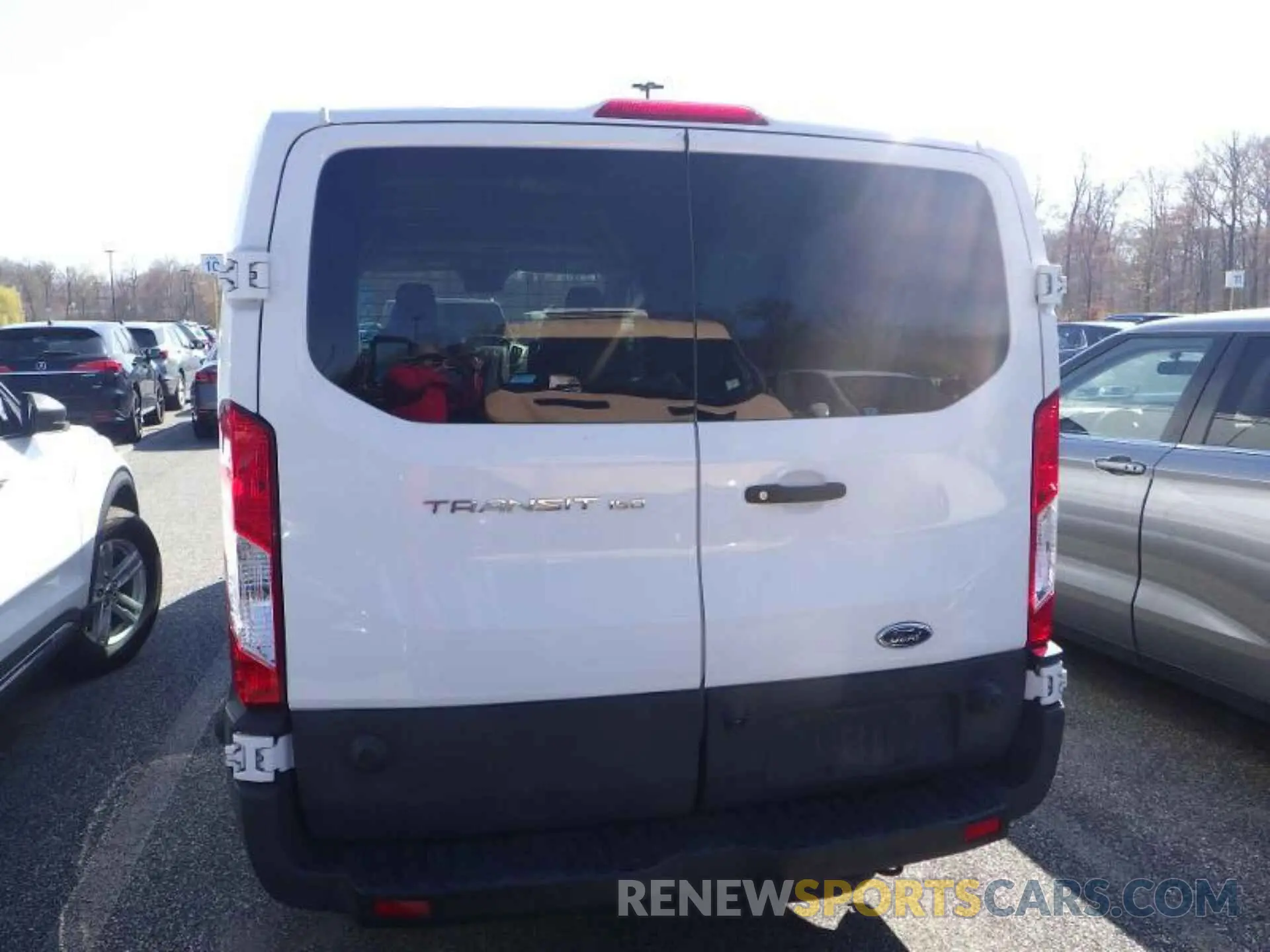 9 Photograph of a damaged car 1FTYE2YMXKKB40202 FORD TRANSIT 2019