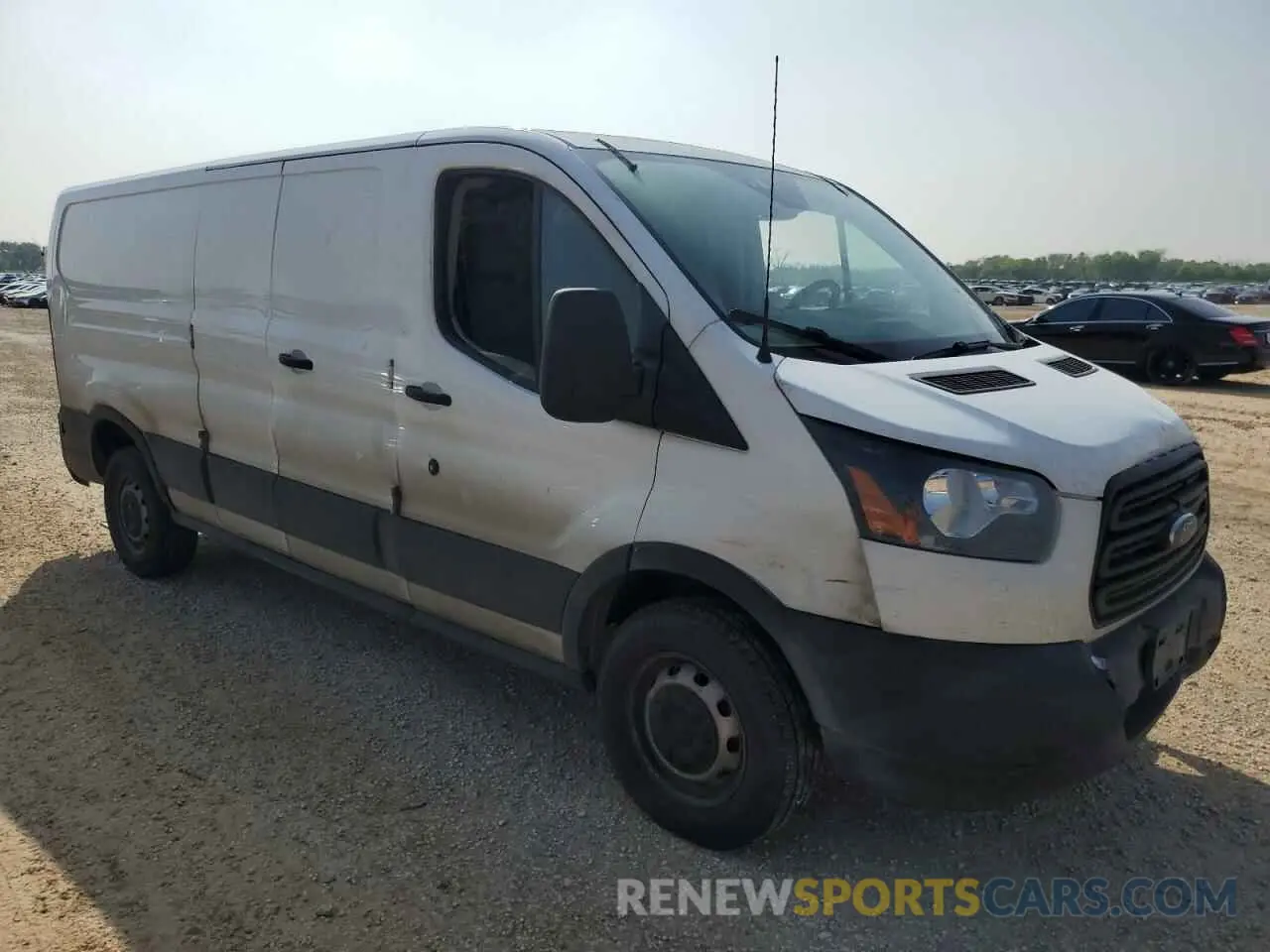 4 Photograph of a damaged car 1FTYE9ZM1KKA47589 FORD TRANSIT 2019