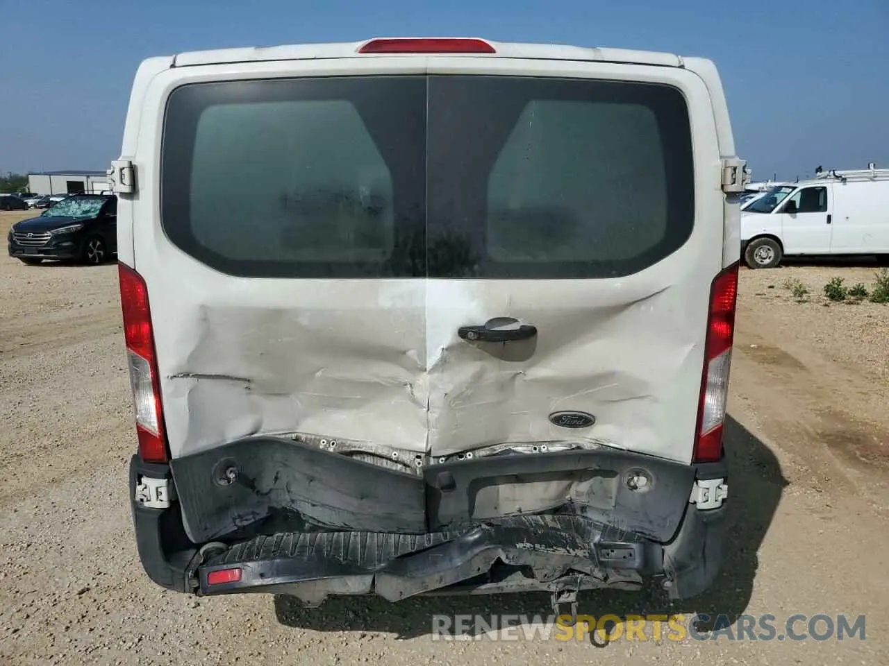 6 Photograph of a damaged car 1FTYE9ZM1KKA47589 FORD TRANSIT 2019