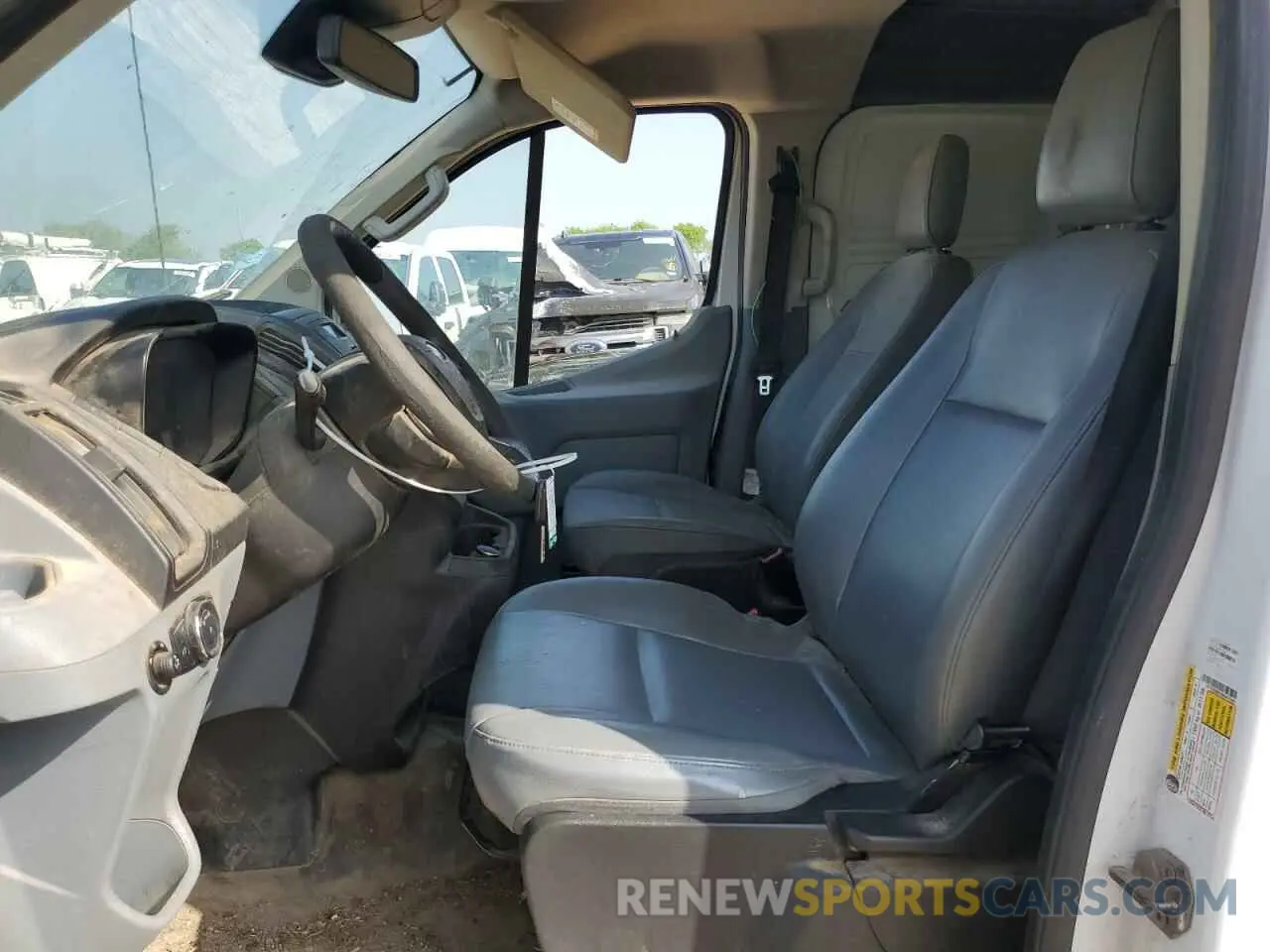 7 Photograph of a damaged car 1FTYE9ZM1KKA47589 FORD TRANSIT 2019
