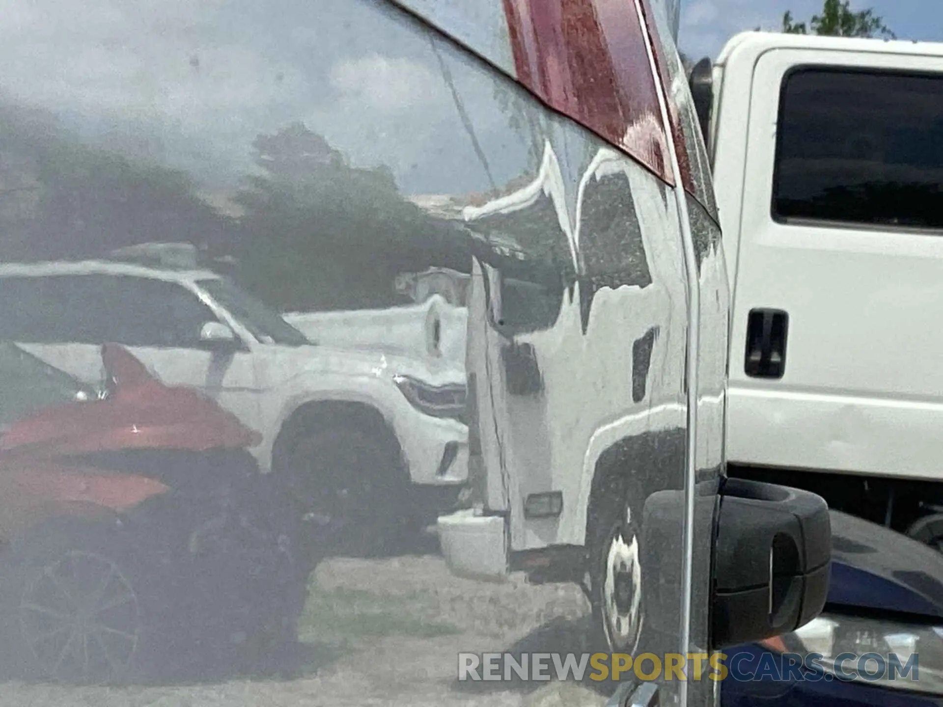 12 Photograph of a damaged car 1FTYR1CM2KKB07393 FORD TRANSIT 2019