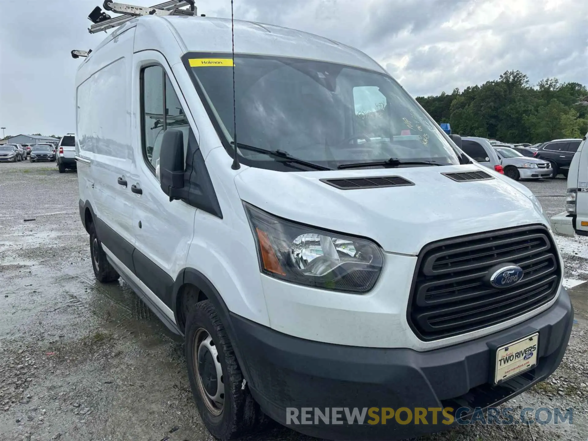 19 Photograph of a damaged car 1FTYR1CM2KKB07393 FORD TRANSIT 2019