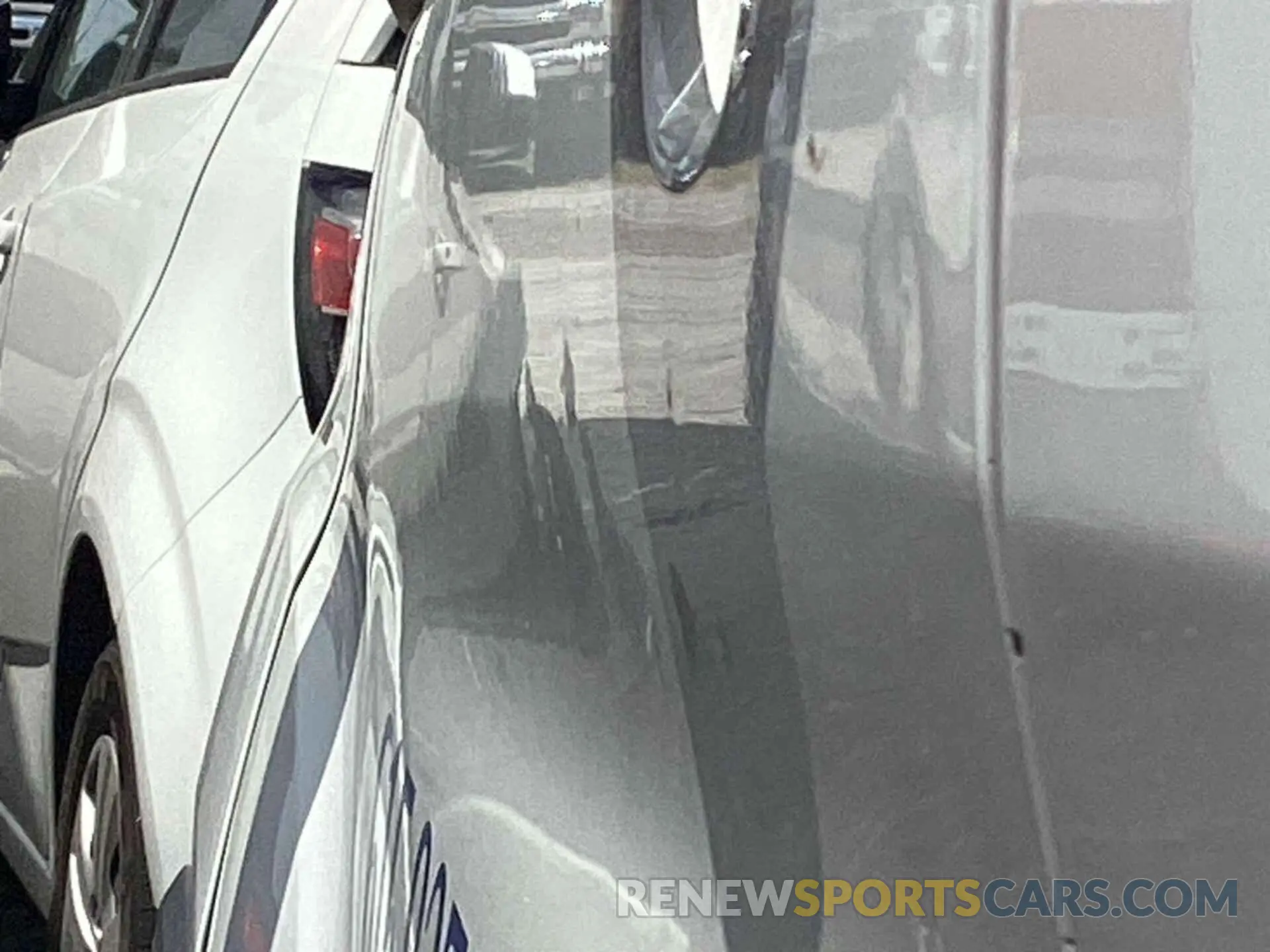 5 Photograph of a damaged car 1FTYR1CM2KKB07393 FORD TRANSIT 2019