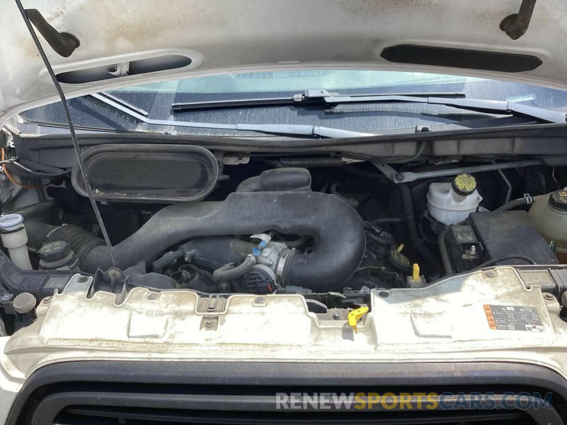 6 Photograph of a damaged car 1FTYR1CM2KKB07393 FORD TRANSIT 2019