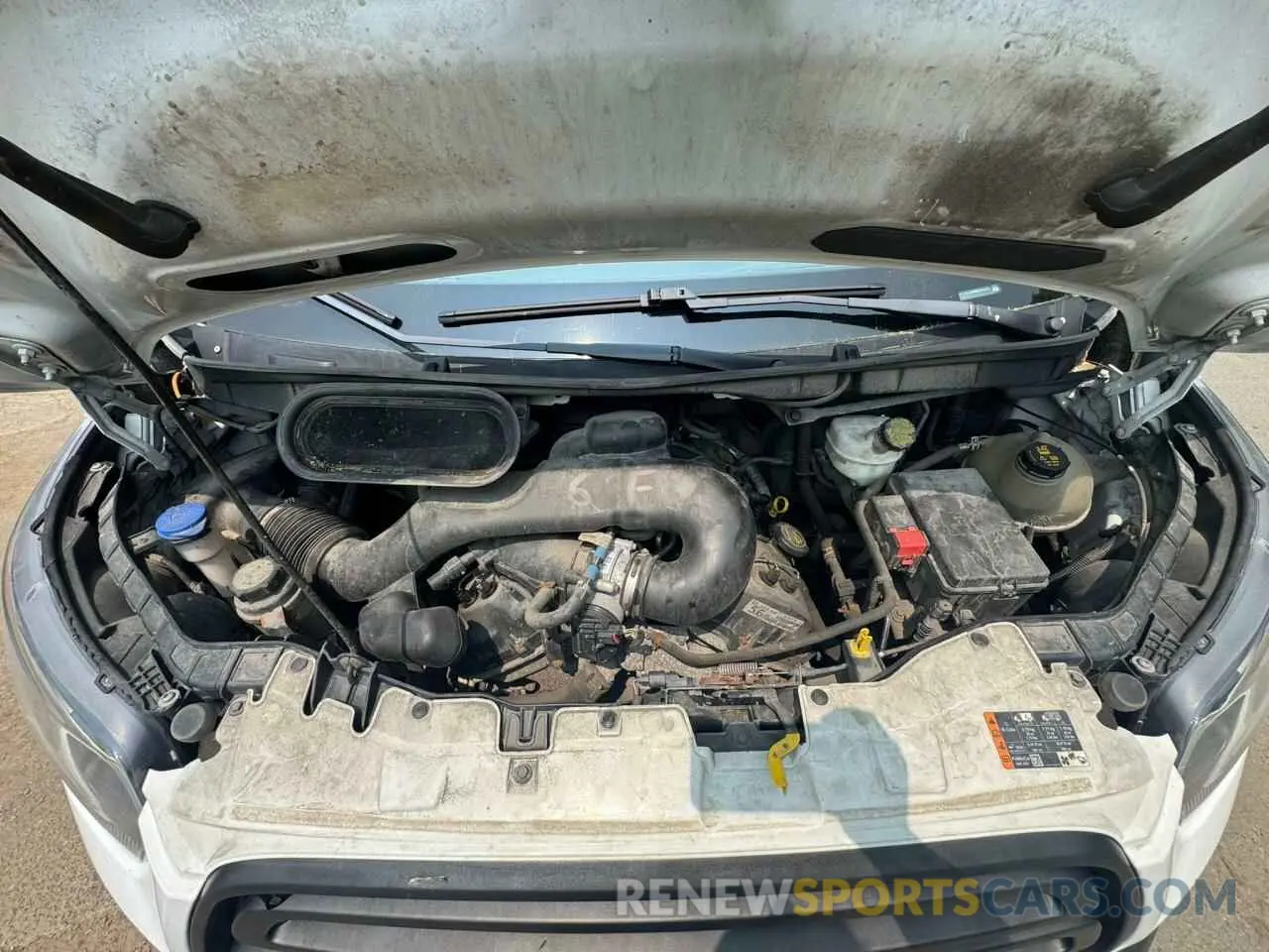 7 Photograph of a damaged car 1FTYR1CM8KKB14171 FORD TRANSIT 2019
