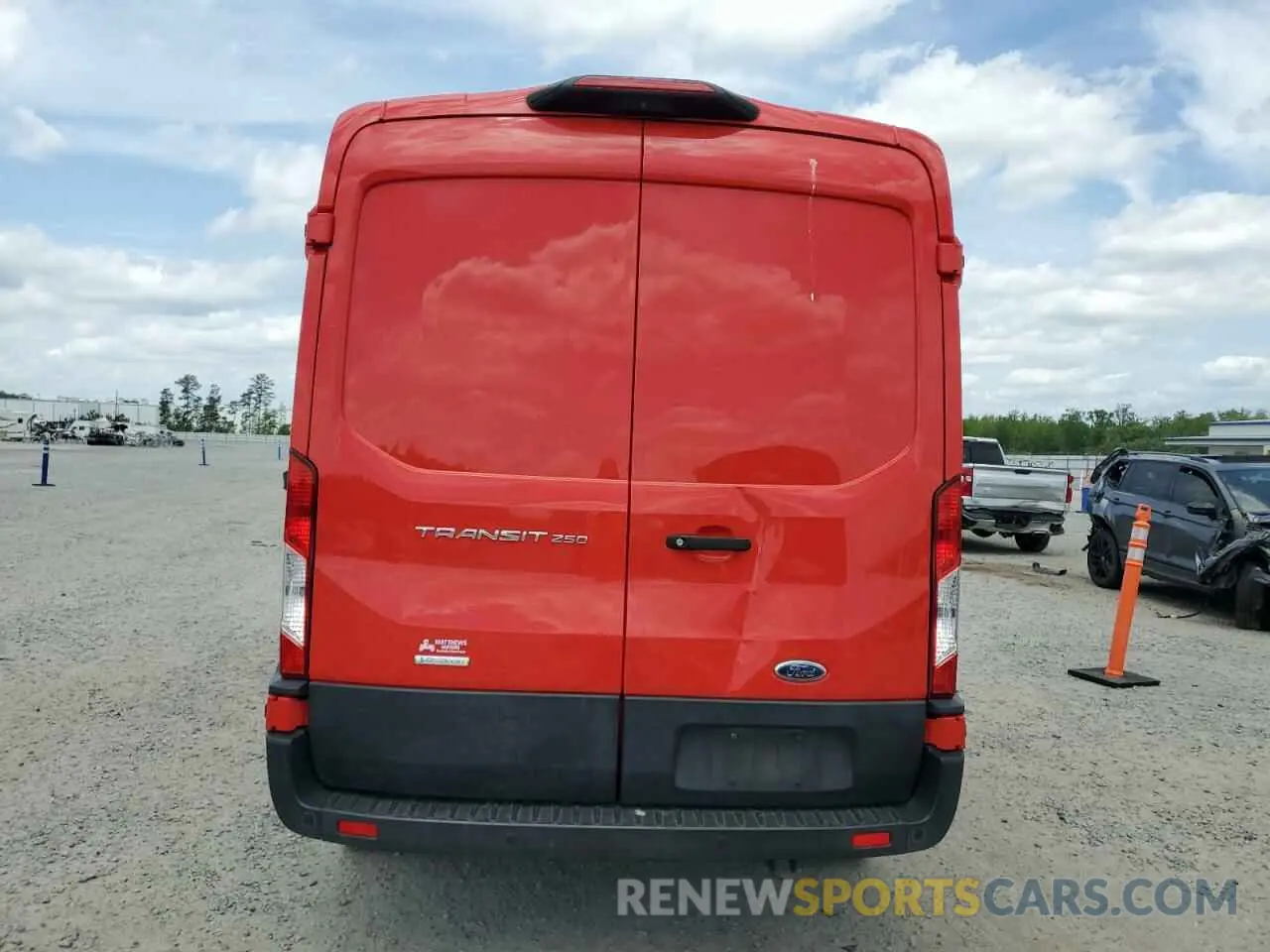 6 Photograph of a damaged car 1FTYR1DG3KKA28792 FORD TRANSIT 2019