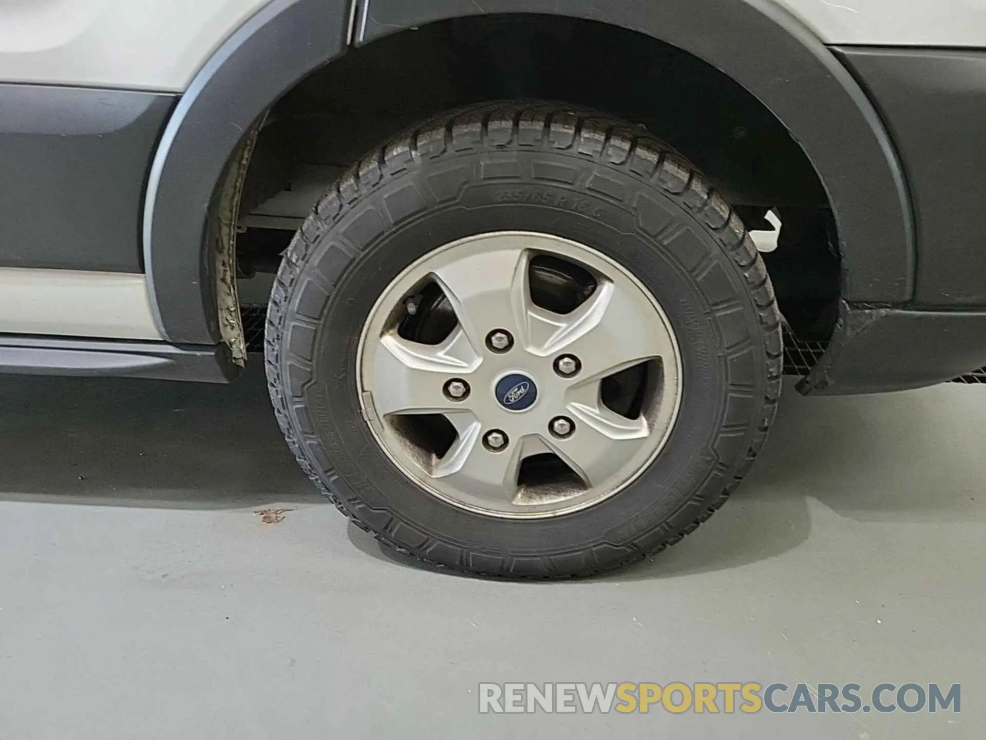 11 Photograph of a damaged car 1FTYR1YG0KKA38061 FORD TRANSIT 2019
