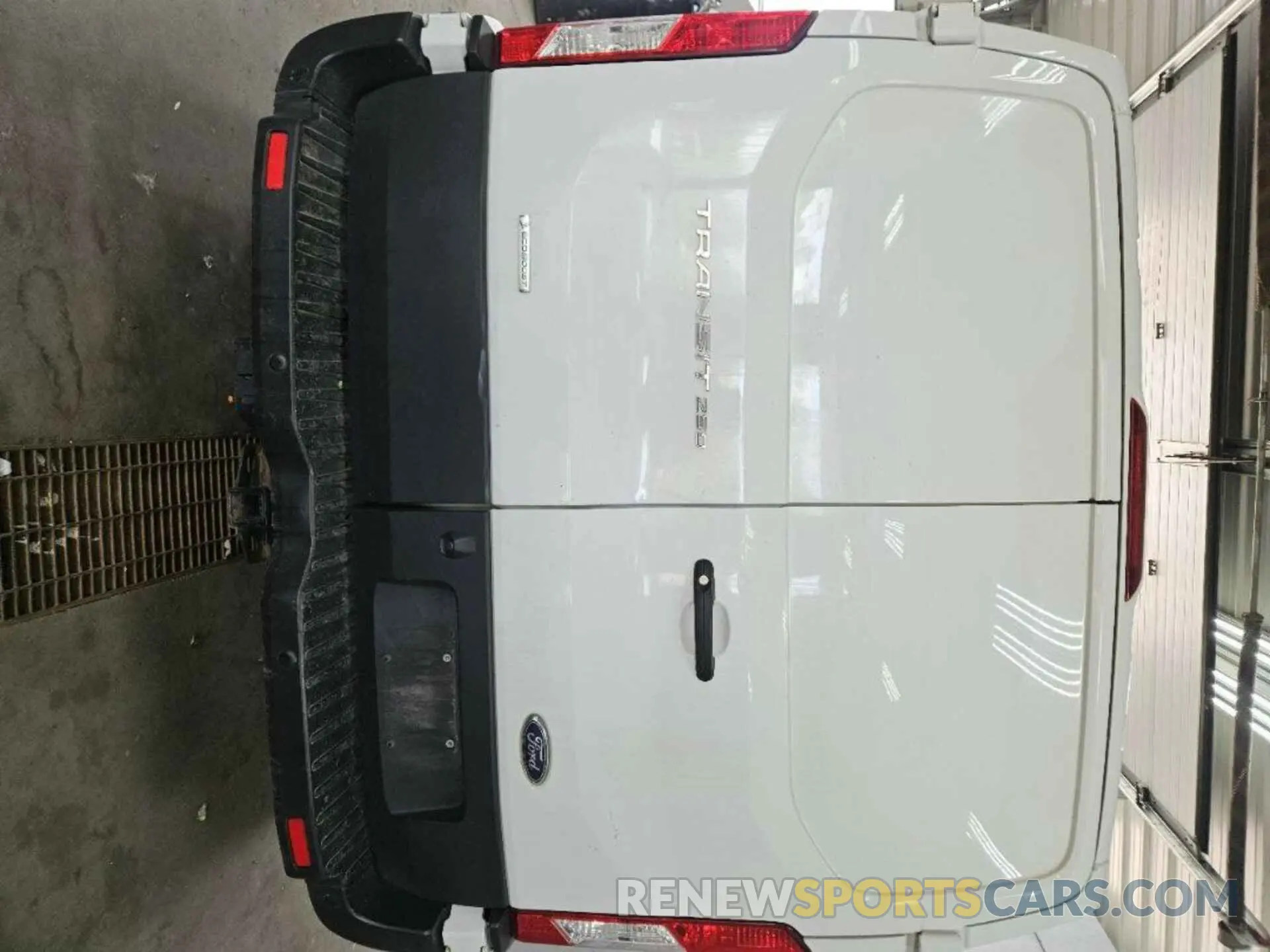 23 Photograph of a damaged car 1FTYR1YG0KKA38061 FORD TRANSIT 2019