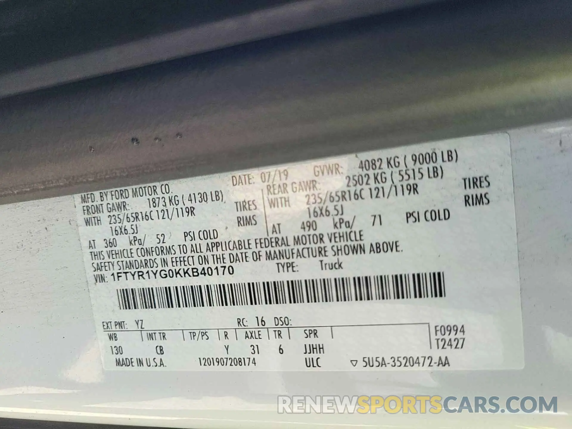 15 Photograph of a damaged car 1FTYR1YG0KKB40170 FORD TRANSIT 2019