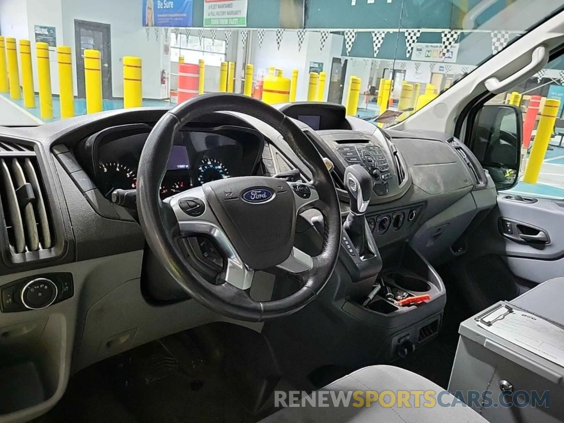 10 Photograph of a damaged car 1FTYR1YG1KKA95143 FORD TRANSIT 2019