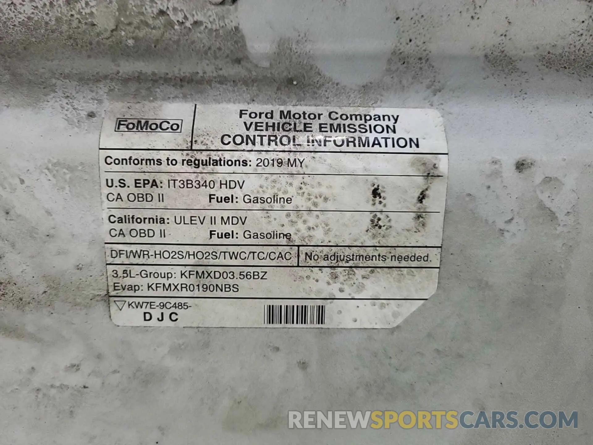 26 Photograph of a damaged car 1FTYR1YG1KKA95143 FORD TRANSIT 2019