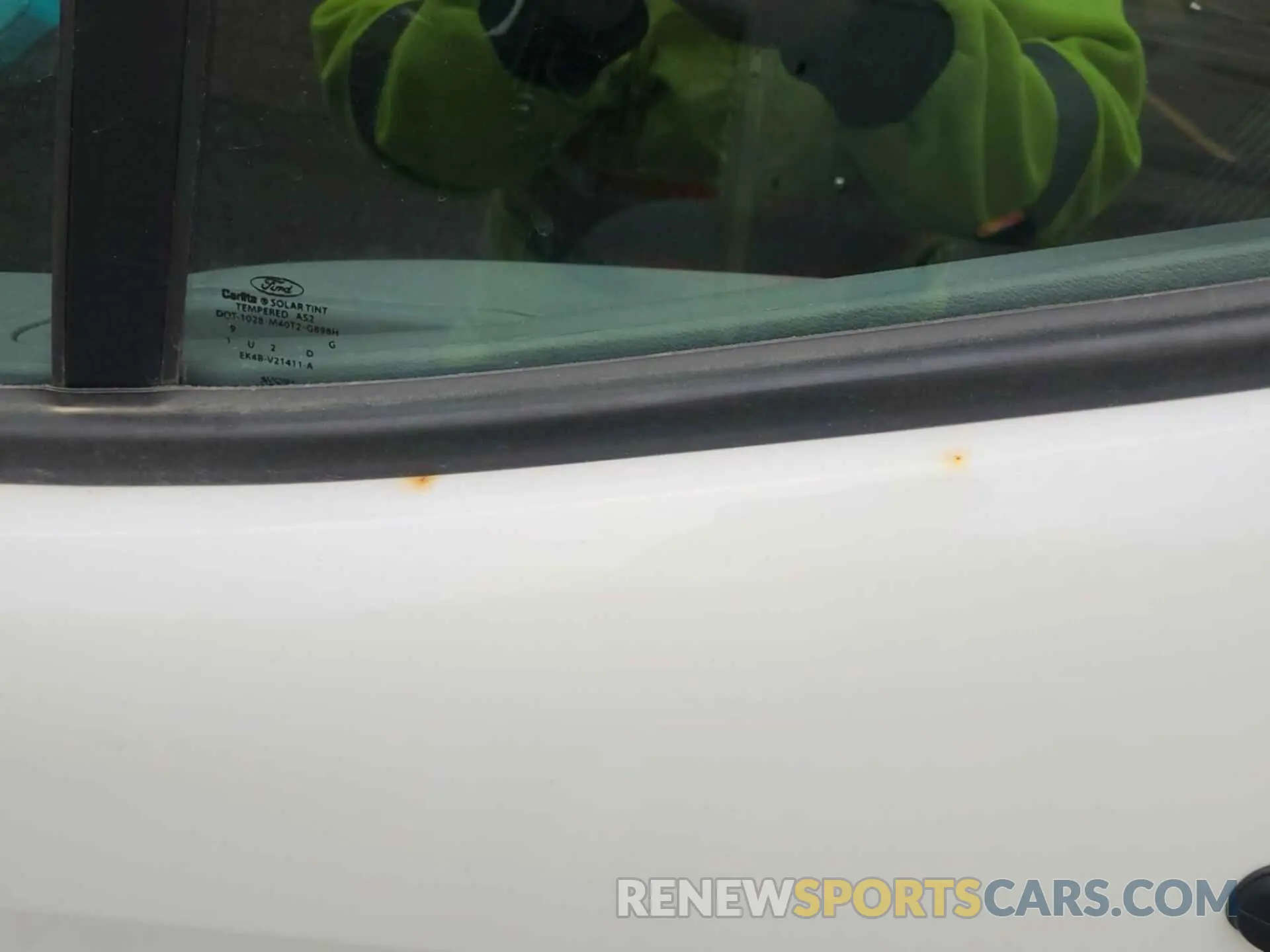 27 Photograph of a damaged car 1FTYR1YG1KKB48262 FORD TRANSIT 2019