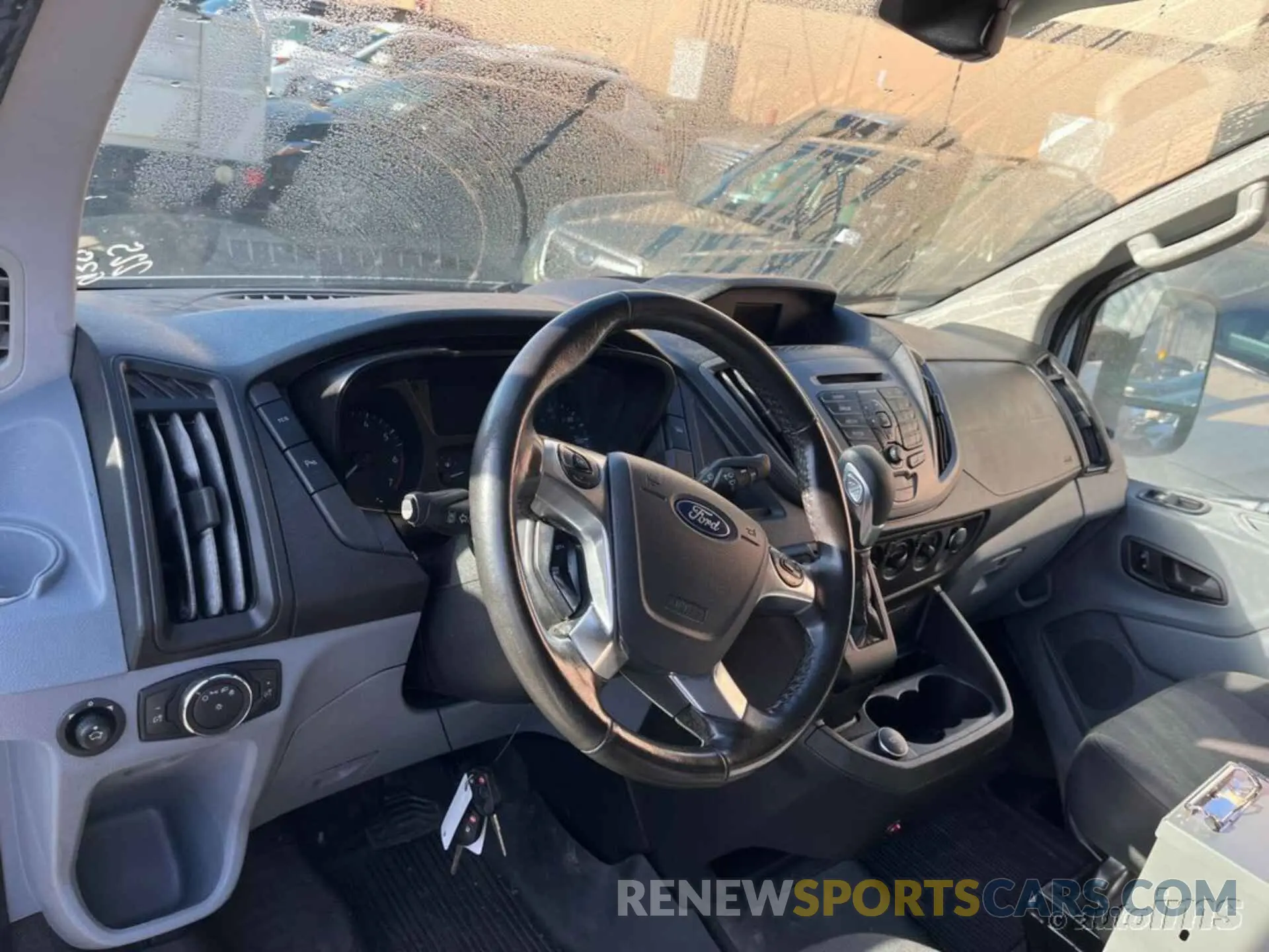 3 Photograph of a damaged car 1FTYR1YG1KKB48276 FORD TRANSIT 2019