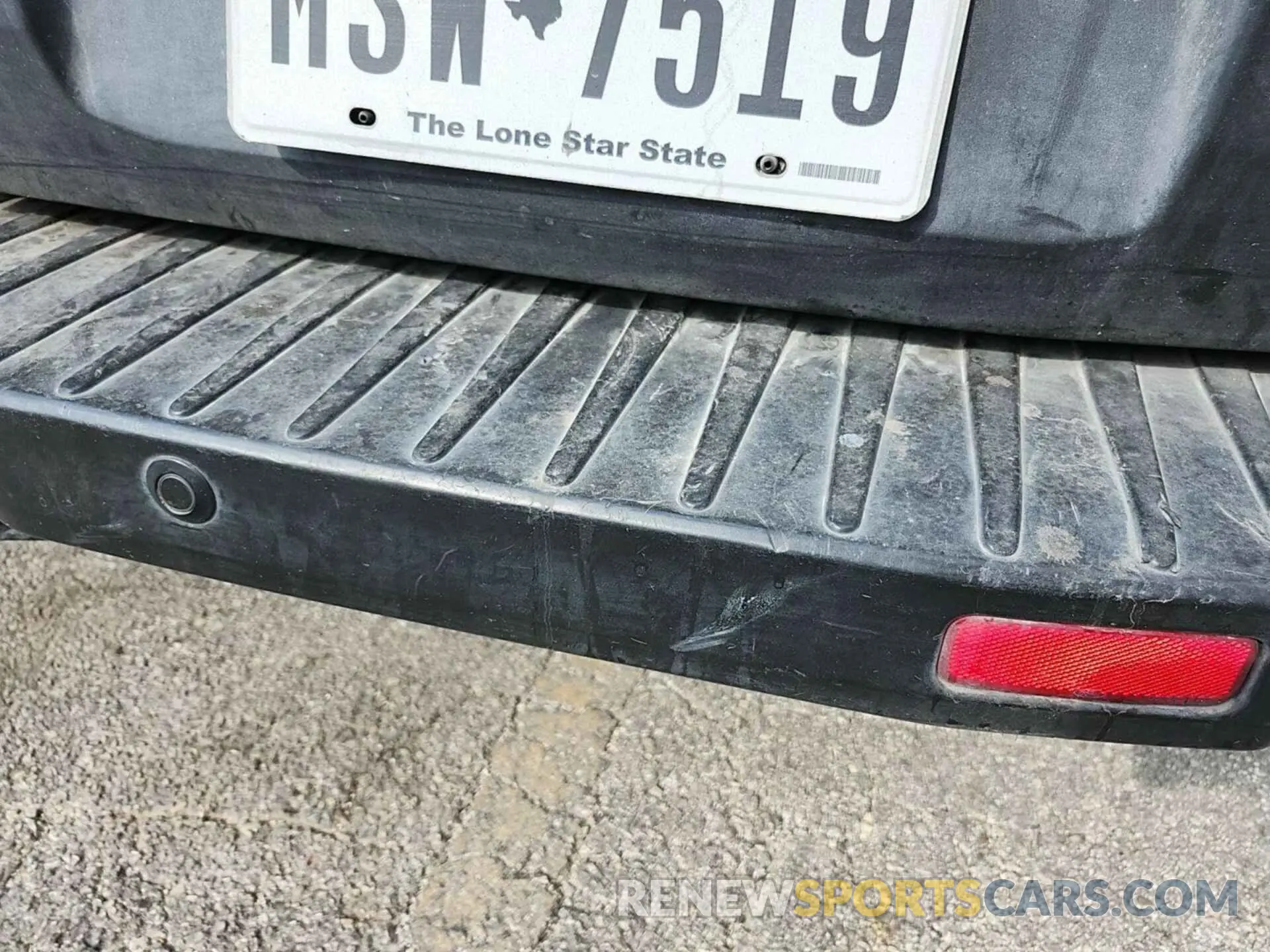 16 Photograph of a damaged car 1FTYR1YG2KKB08577 FORD TRANSIT 2019