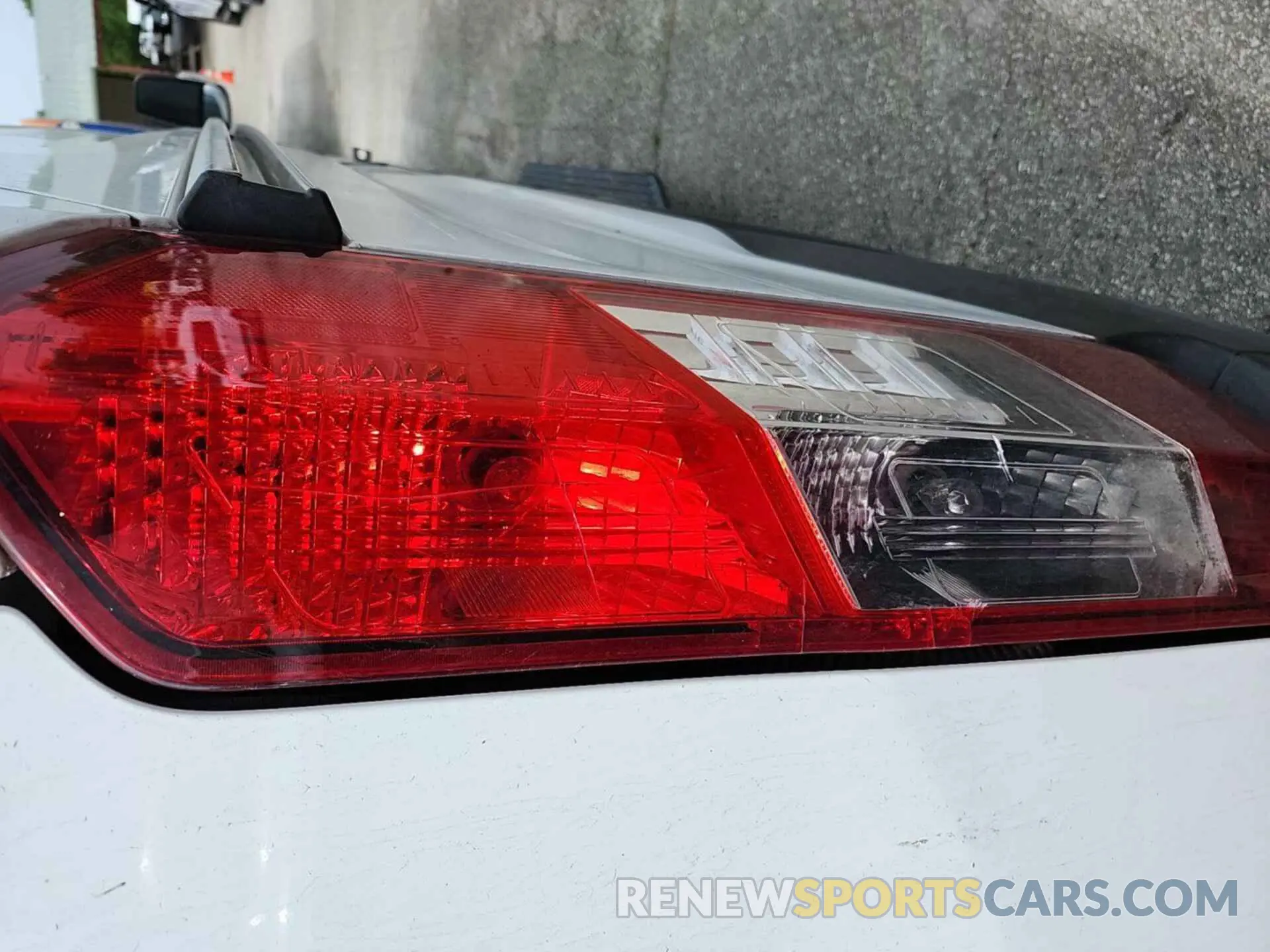 9 Photograph of a damaged car 1FTYR1YG2KKB08577 FORD TRANSIT 2019