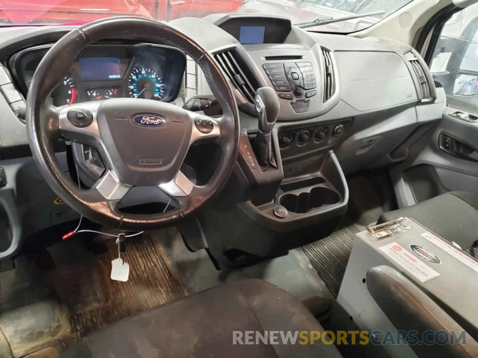 29 Photograph of a damaged car 1FTYR1YG2KKB43510 FORD TRANSIT 2019