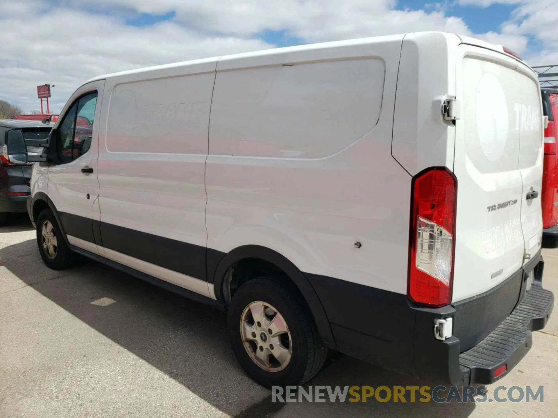 1 Photograph of a damaged car 1FTYR1YG3KKA40824 FORD TRANSIT 2019