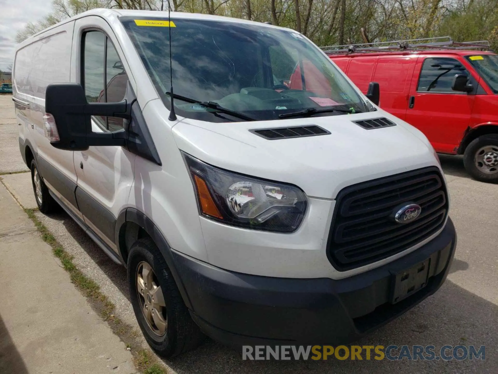 16 Photograph of a damaged car 1FTYR1YG3KKA40824 FORD TRANSIT 2019