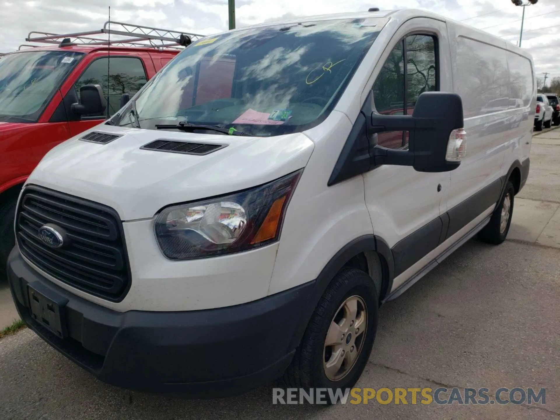 25 Photograph of a damaged car 1FTYR1YG3KKA40824 FORD TRANSIT 2019