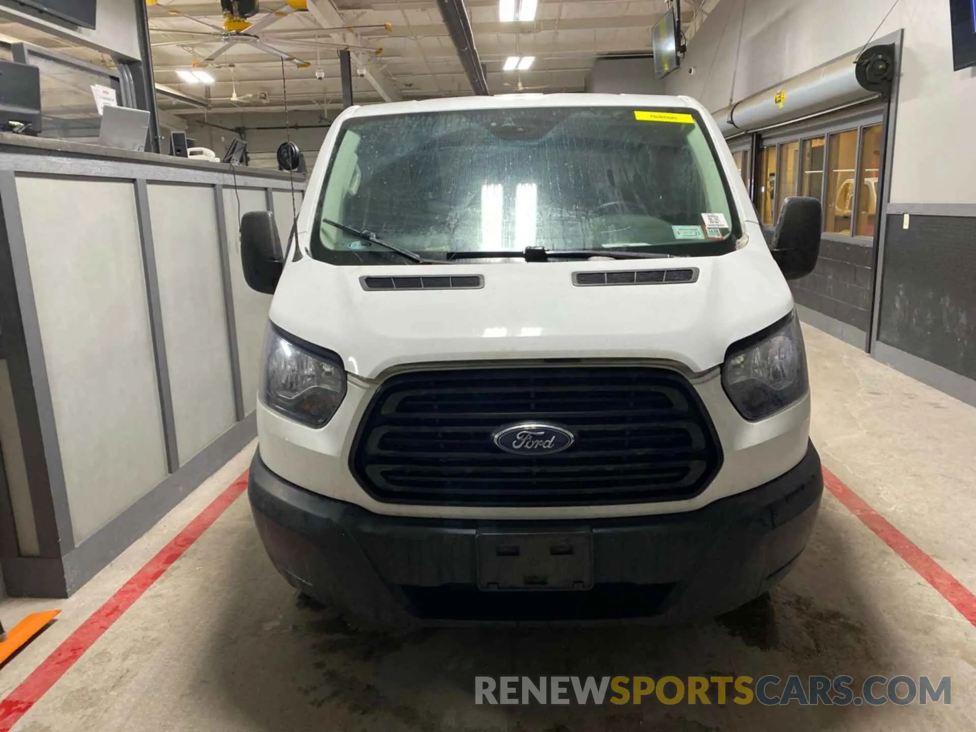 15 Photograph of a damaged car 1FTYR1YG3KKB15800 FORD TRANSIT 2019