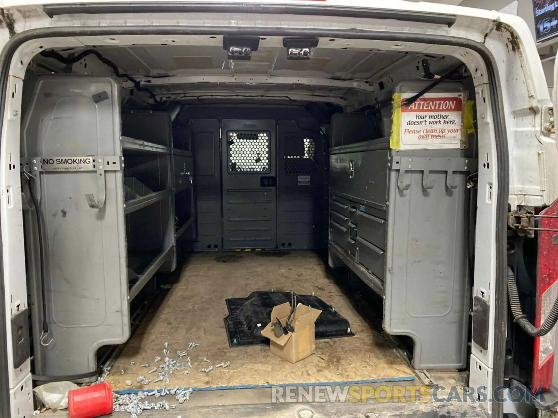 18 Photograph of a damaged car 1FTYR1YG3KKB15800 FORD TRANSIT 2019