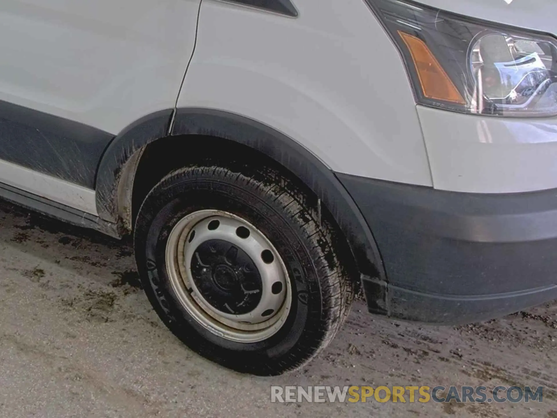 2 Photograph of a damaged car 1FTYR1YG3KKB15800 FORD TRANSIT 2019