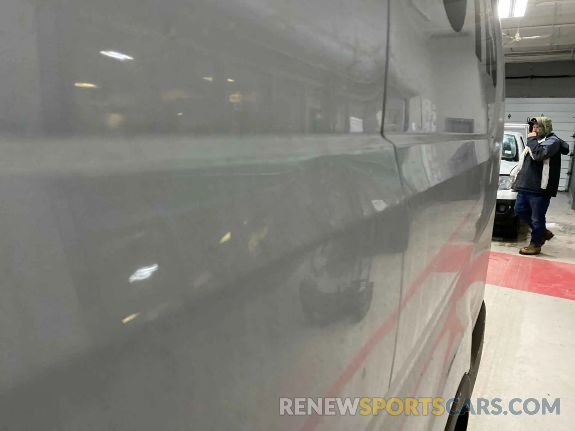 33 Photograph of a damaged car 1FTYR1YG3KKB15800 FORD TRANSIT 2019