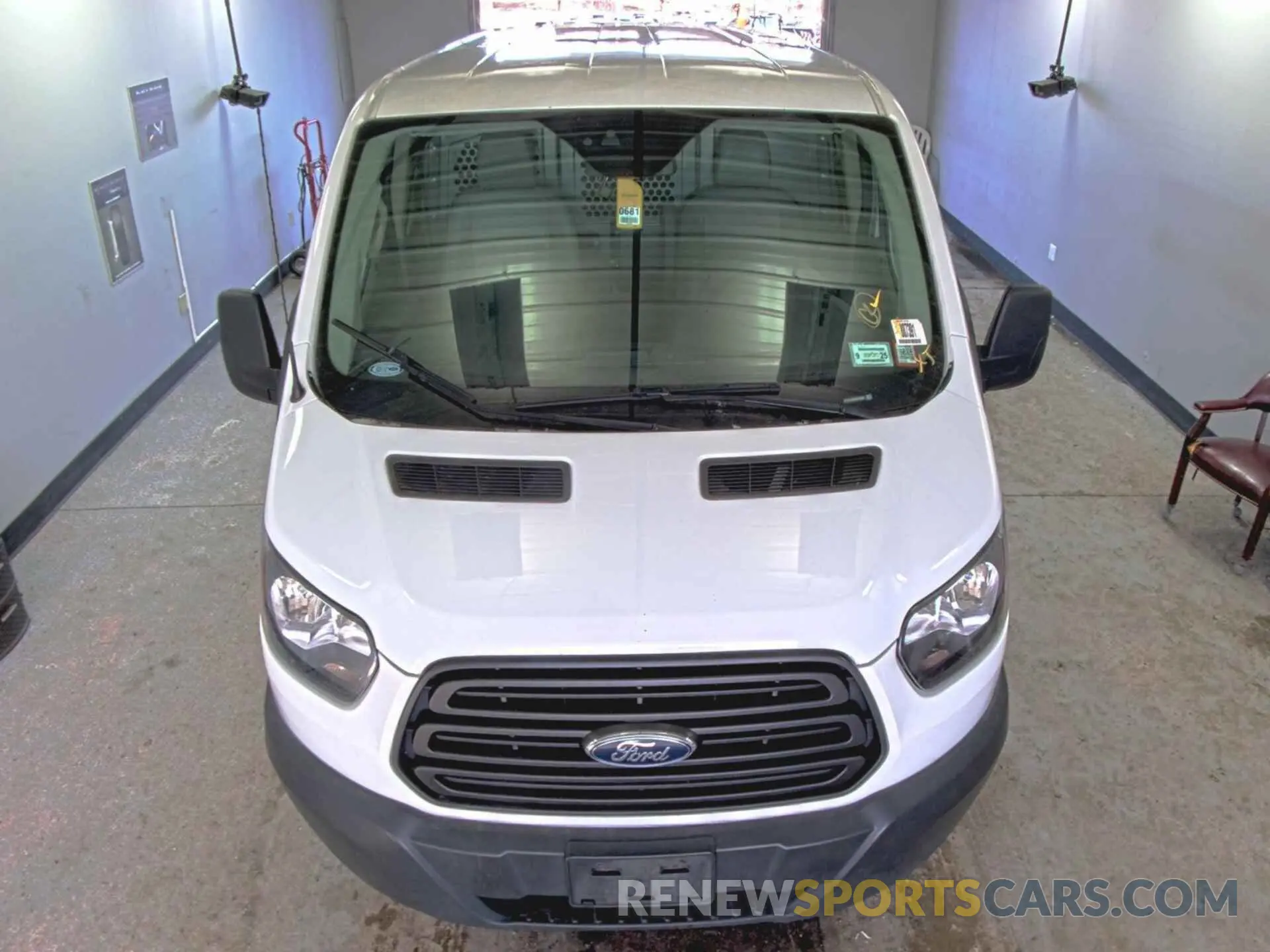 6 Photograph of a damaged car 1FTYR1YG3KKB15800 FORD TRANSIT 2019