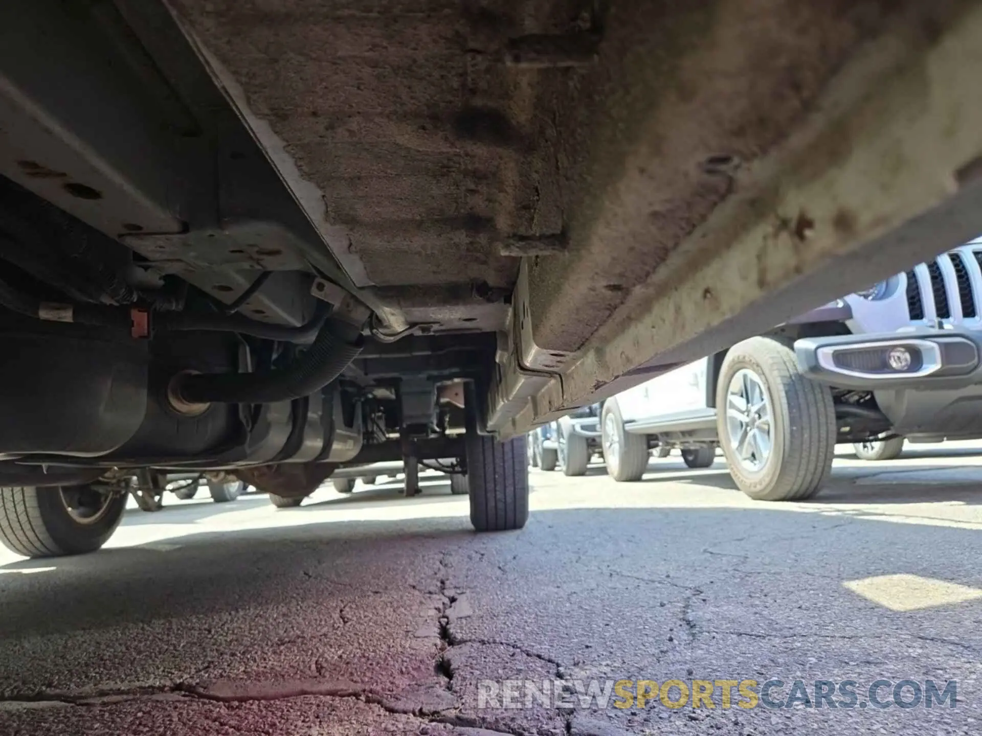 25 Photograph of a damaged car 1FTYR1YG3KKB48117 FORD TRANSIT 2019