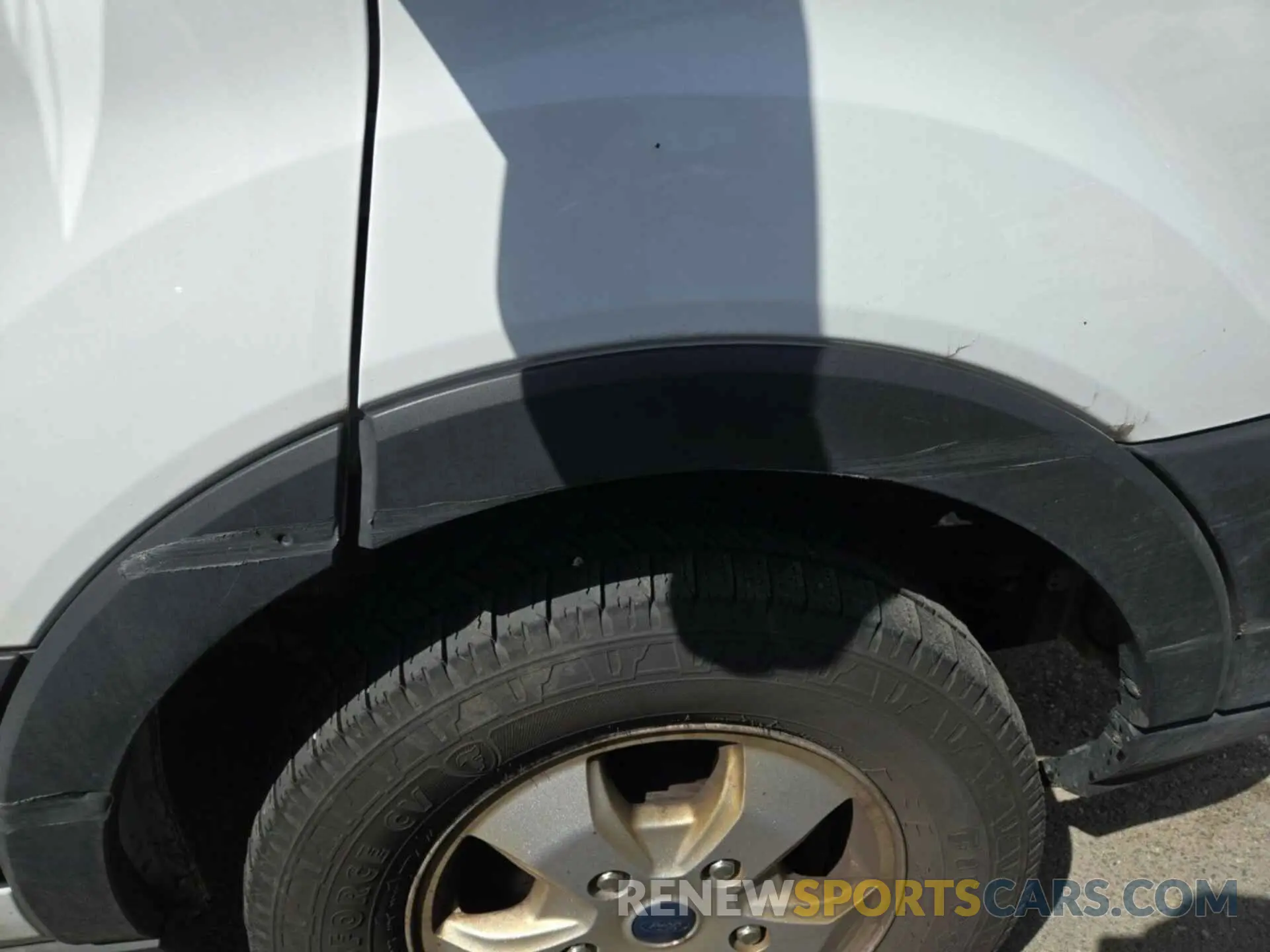 31 Photograph of a damaged car 1FTYR1YG3KKB48117 FORD TRANSIT 2019