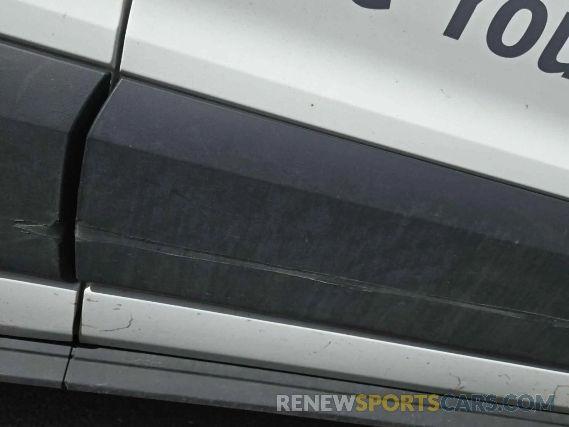 52 Photograph of a damaged car 1FTYR1YG3KKB48117 FORD TRANSIT 2019
