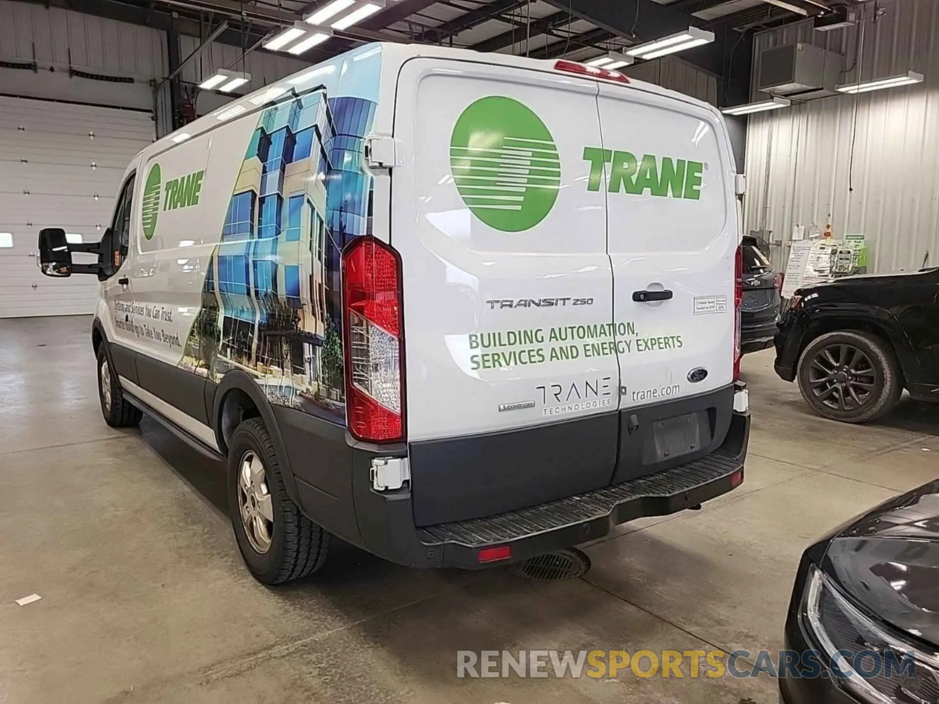 29 Photograph of a damaged car 1FTYR1YG4KKB43489 FORD TRANSIT 2019