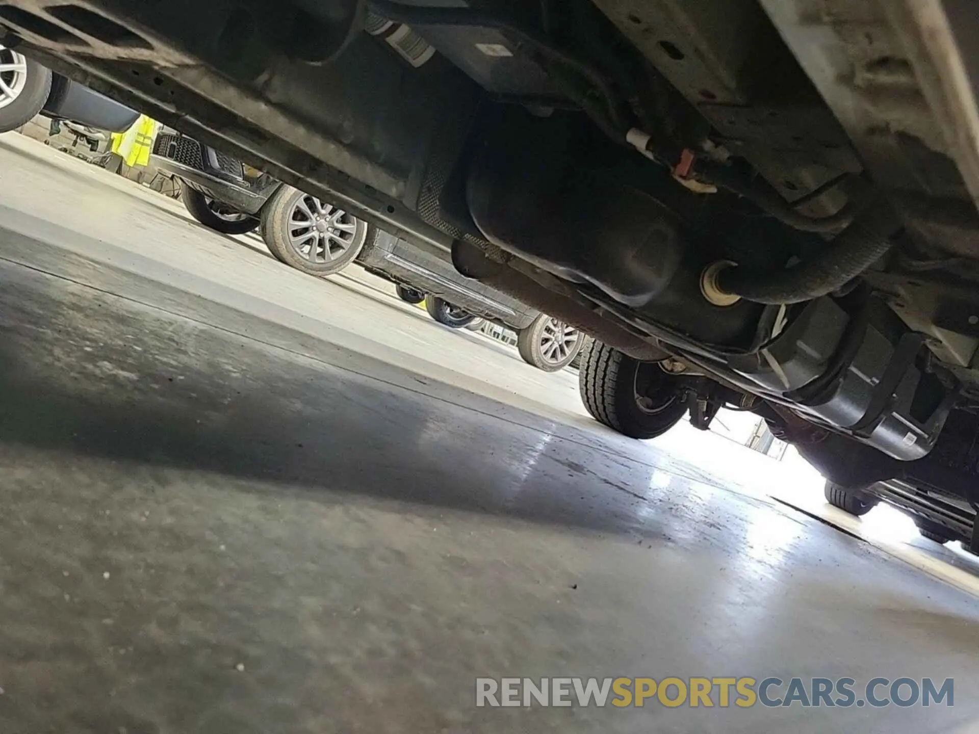 31 Photograph of a damaged car 1FTYR1YG4KKB43489 FORD TRANSIT 2019