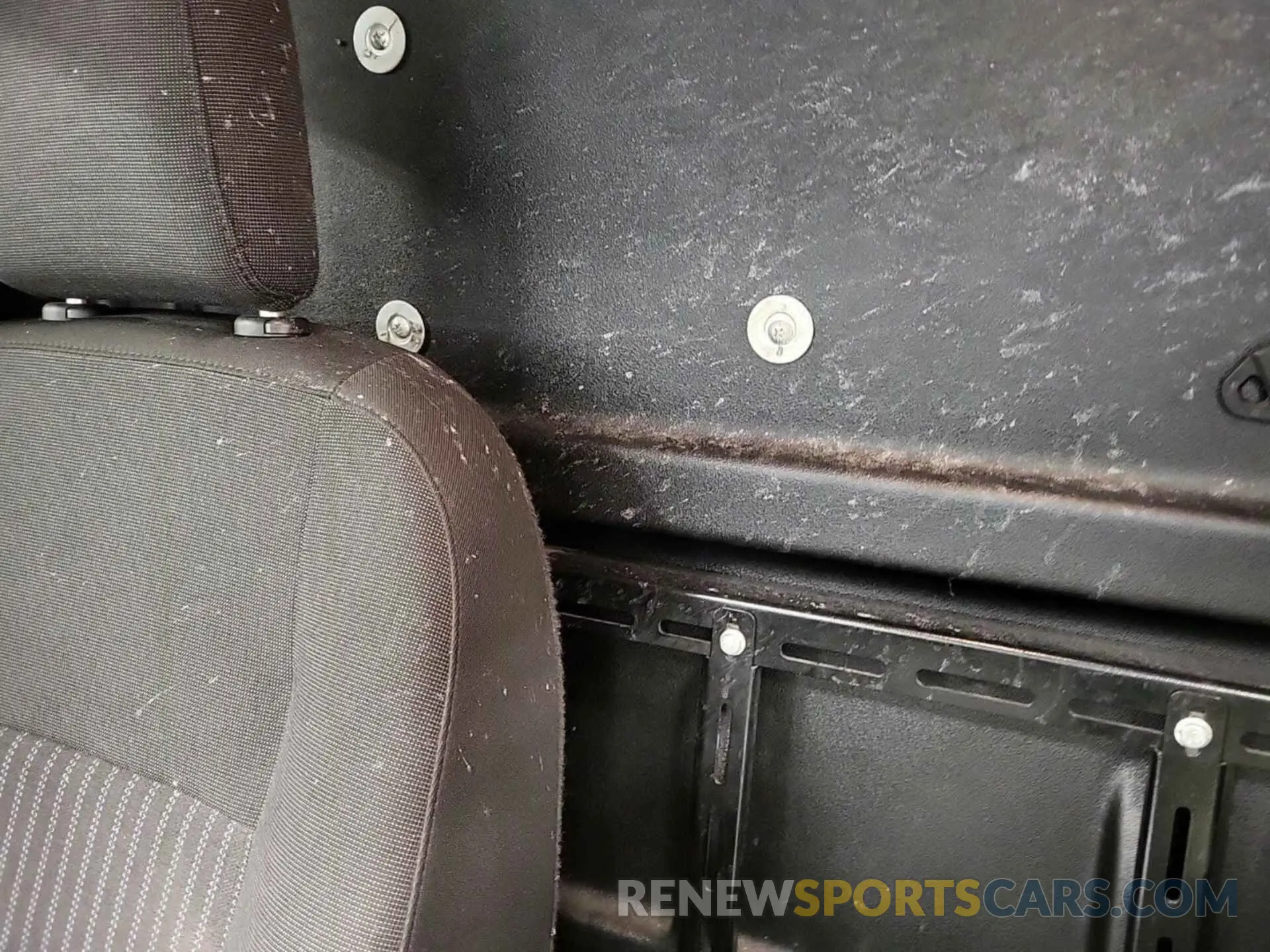 36 Photograph of a damaged car 1FTYR1YG4KKB43489 FORD TRANSIT 2019
