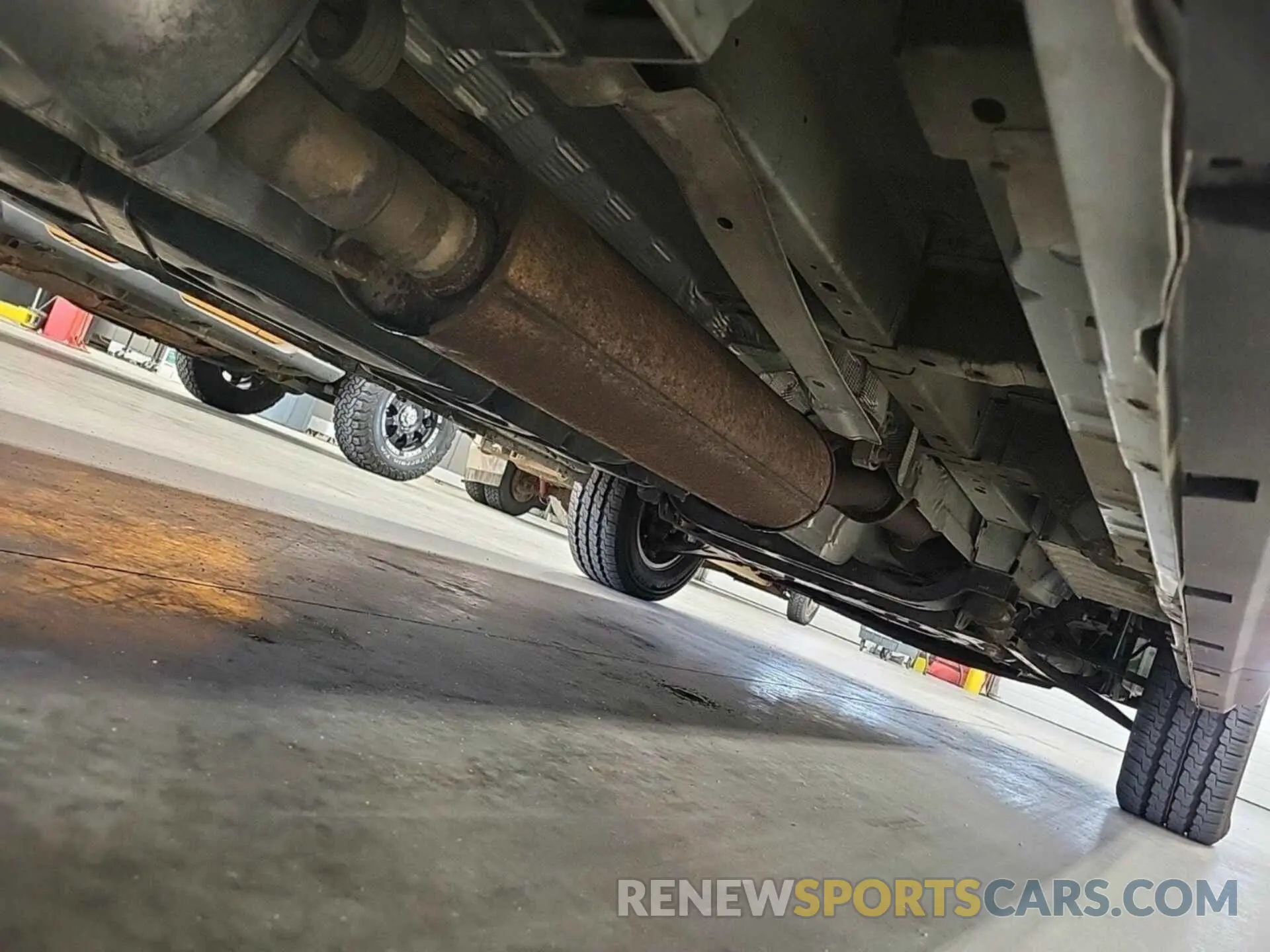 5 Photograph of a damaged car 1FTYR1YG4KKB43489 FORD TRANSIT 2019