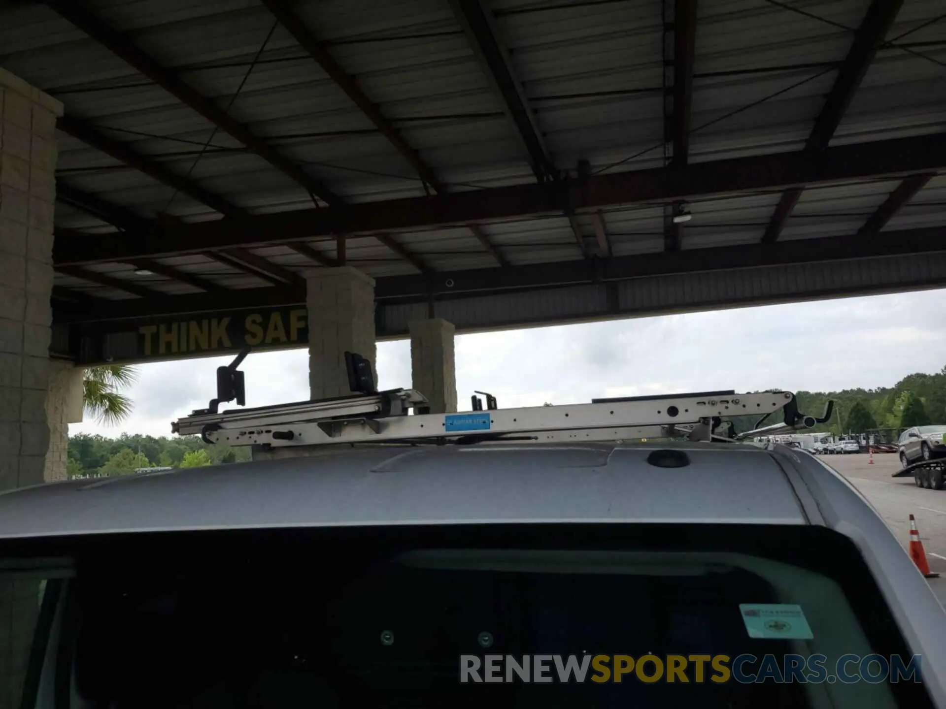25 Photograph of a damaged car 1FTYR1YG4KKB48160 FORD TRANSIT 2019