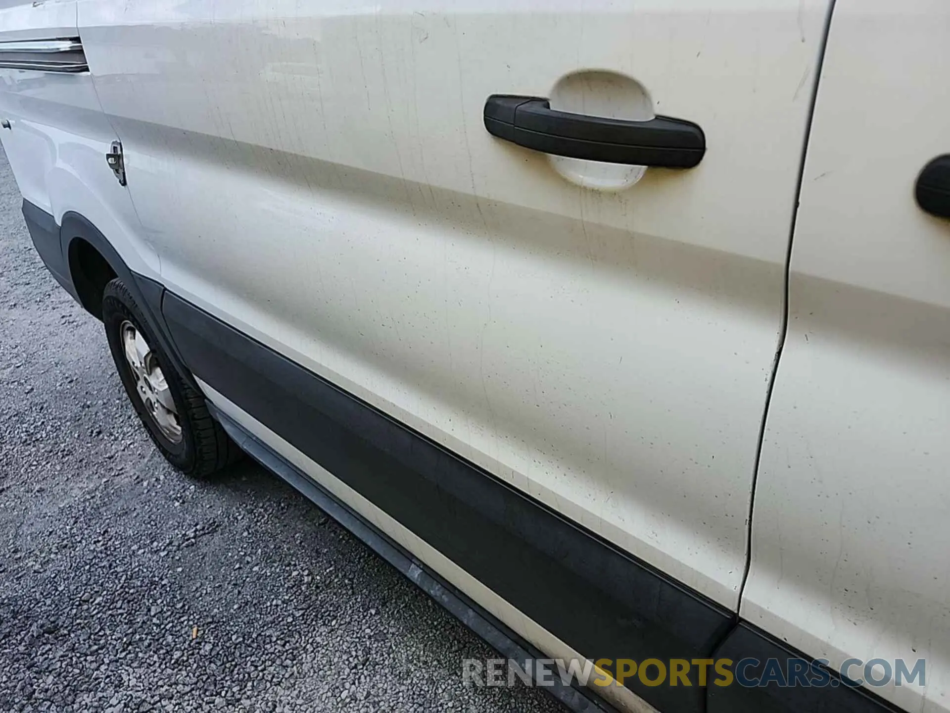 3 Photograph of a damaged car 1FTYR1YG4KKB48160 FORD TRANSIT 2019