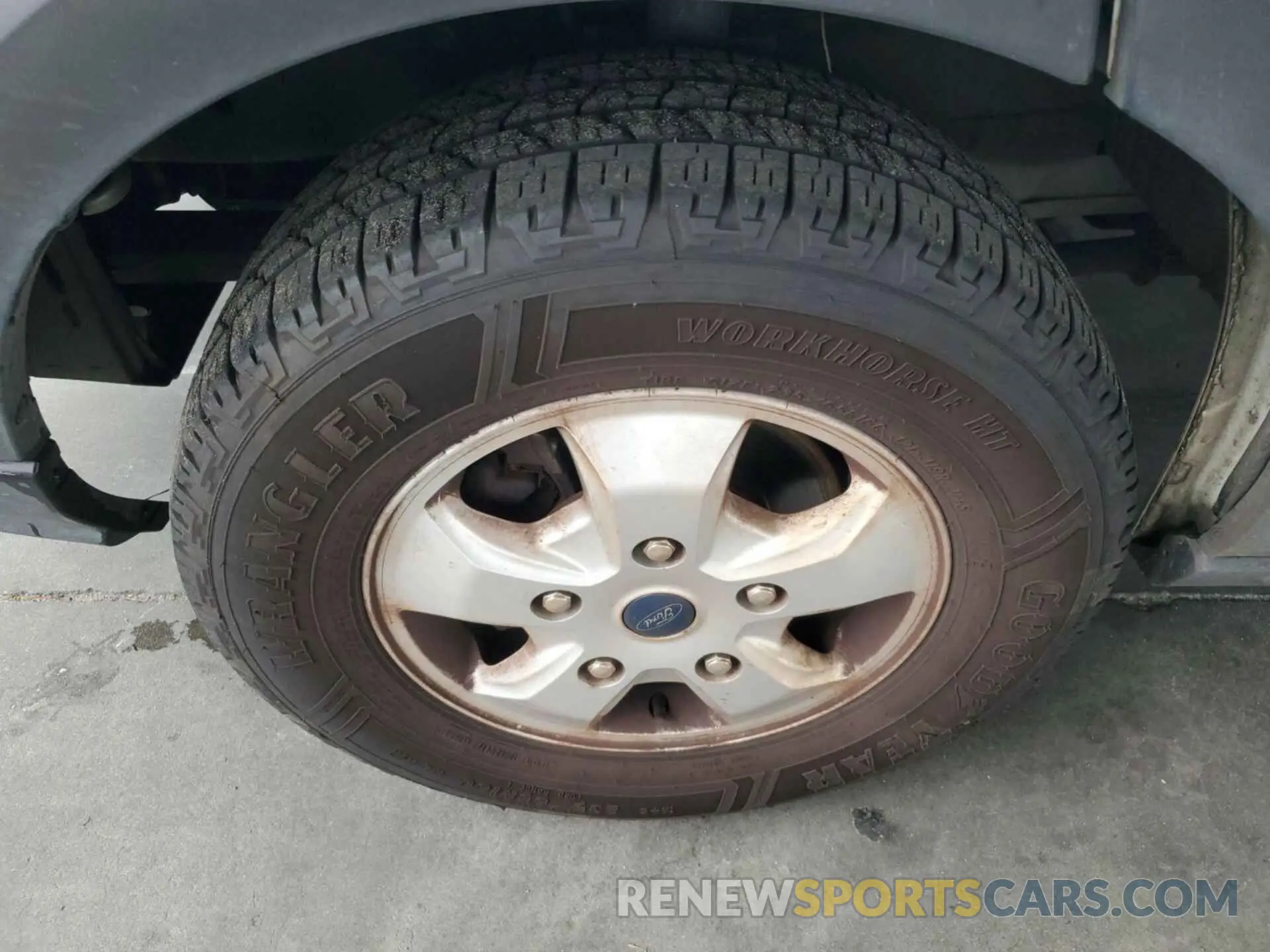 30 Photograph of a damaged car 1FTYR1YG4KKB48160 FORD TRANSIT 2019