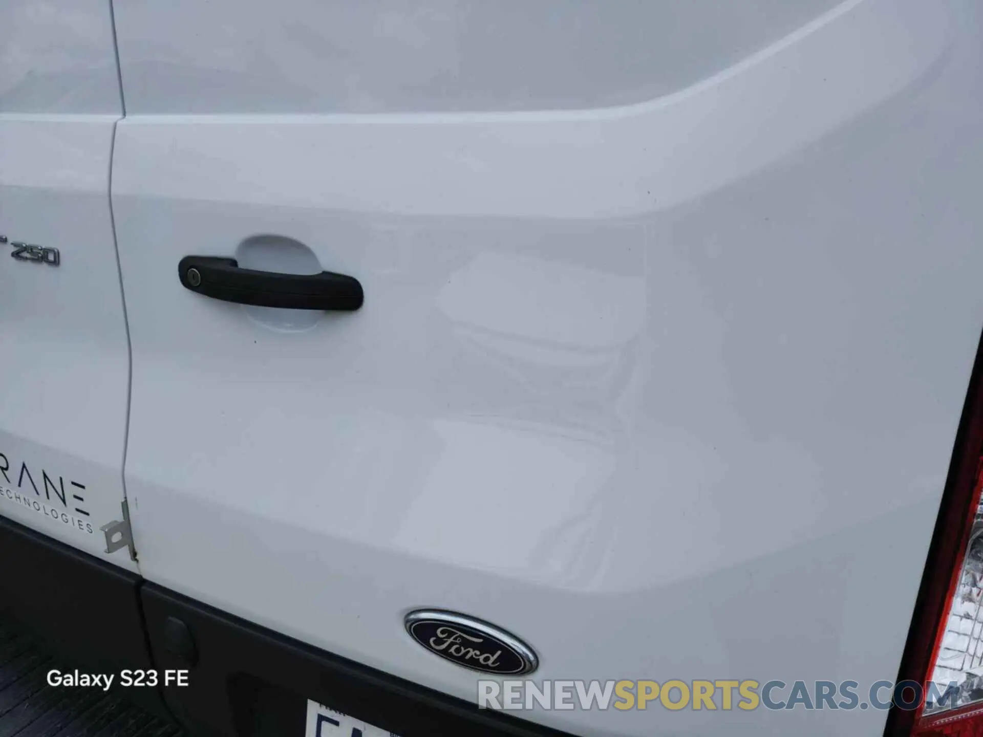 1 Photograph of a damaged car 1FTYR1YG5KKA38069 FORD TRANSIT 2019