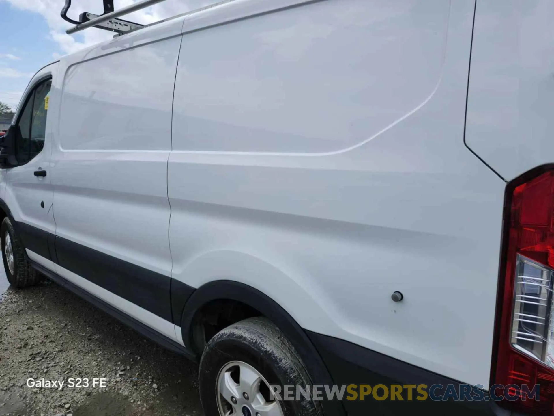 16 Photograph of a damaged car 1FTYR1YG5KKA38069 FORD TRANSIT 2019